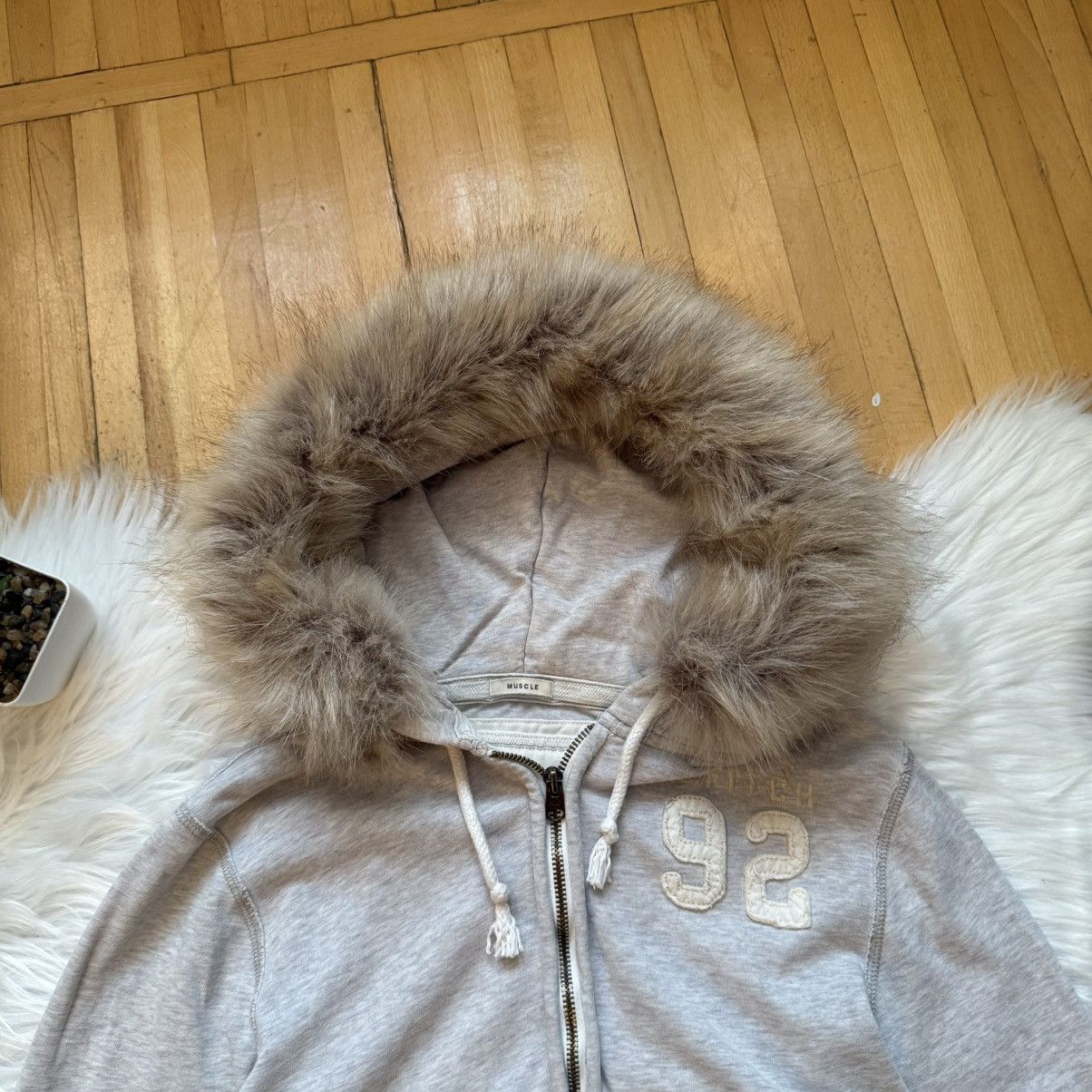 Abercrombie & Fitch 📌 Crazy Abercrombie & Fitch Mens Faux Fur Y2K Zip-Hoodie Size US S / EU 44-46 / 1 - 2 Thumbnail