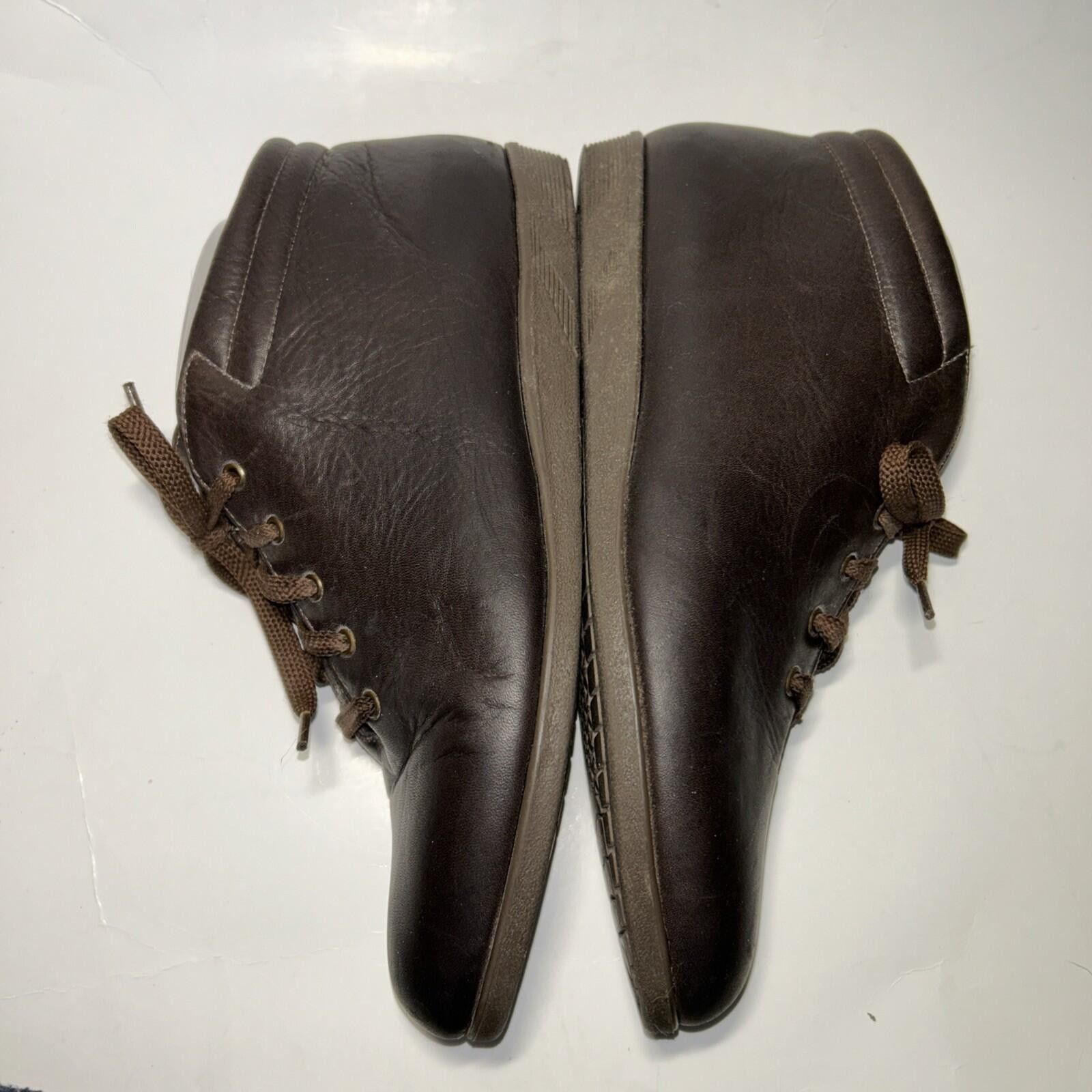 Other Softspots Women’s USA Brown Leather Chukka Size 8W Booties Size US 8 / IT 38 - 5 Thumbnail