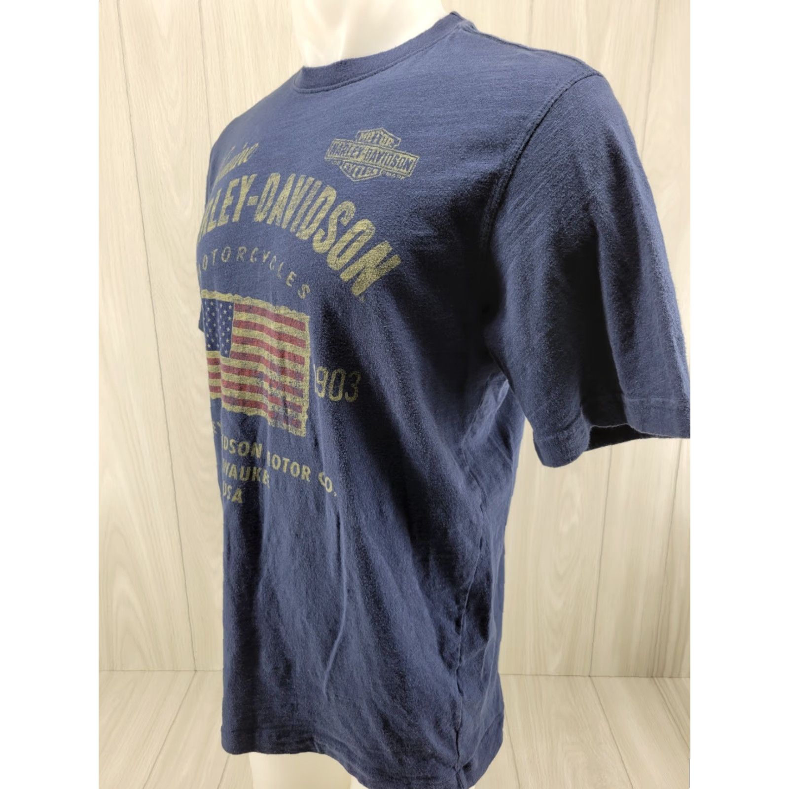 Harley Davidson Harley-Davidson T Shirt Blue Size M Mens Regular Short Sleeve Crew Neck Logo 19" Shoulder 21.5" Armpit to Armpit 11" Arm Length 28" Down Back Size US M / EU 48-50 / 2 - 3 Thumbnail
