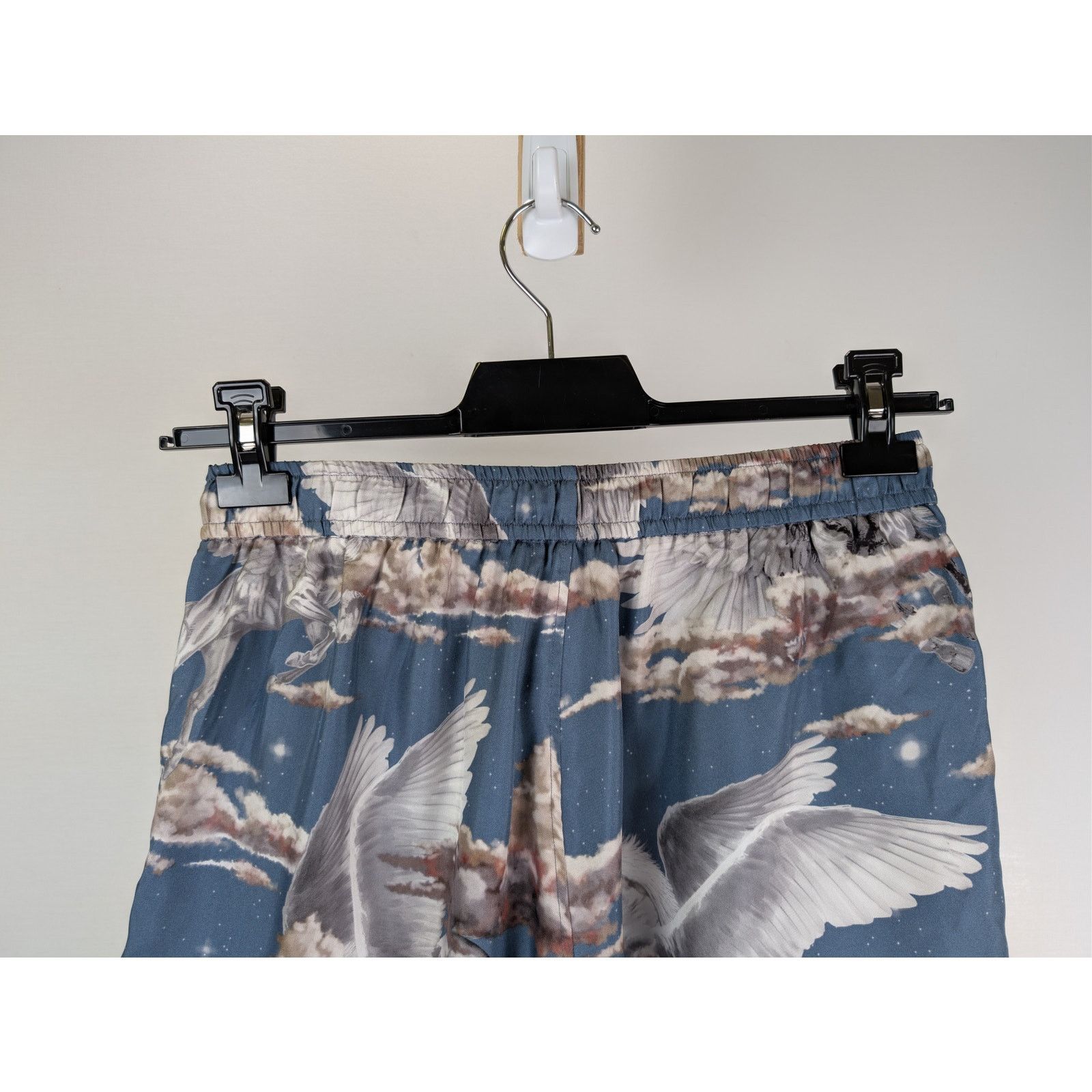 Amiri o1rshd1 CC20 Allover Pegasus PJ Shorts in Blue Size US 32 / EU 48 - 10 Thumbnail