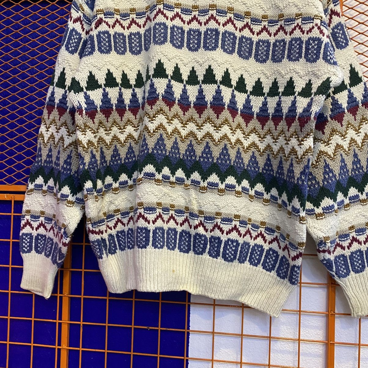 Van Heusen Vintage Van Heusen Knitwear Crewneck Medium Size Size US M / EU 48-50 / 2 - 3 Thumbnail
