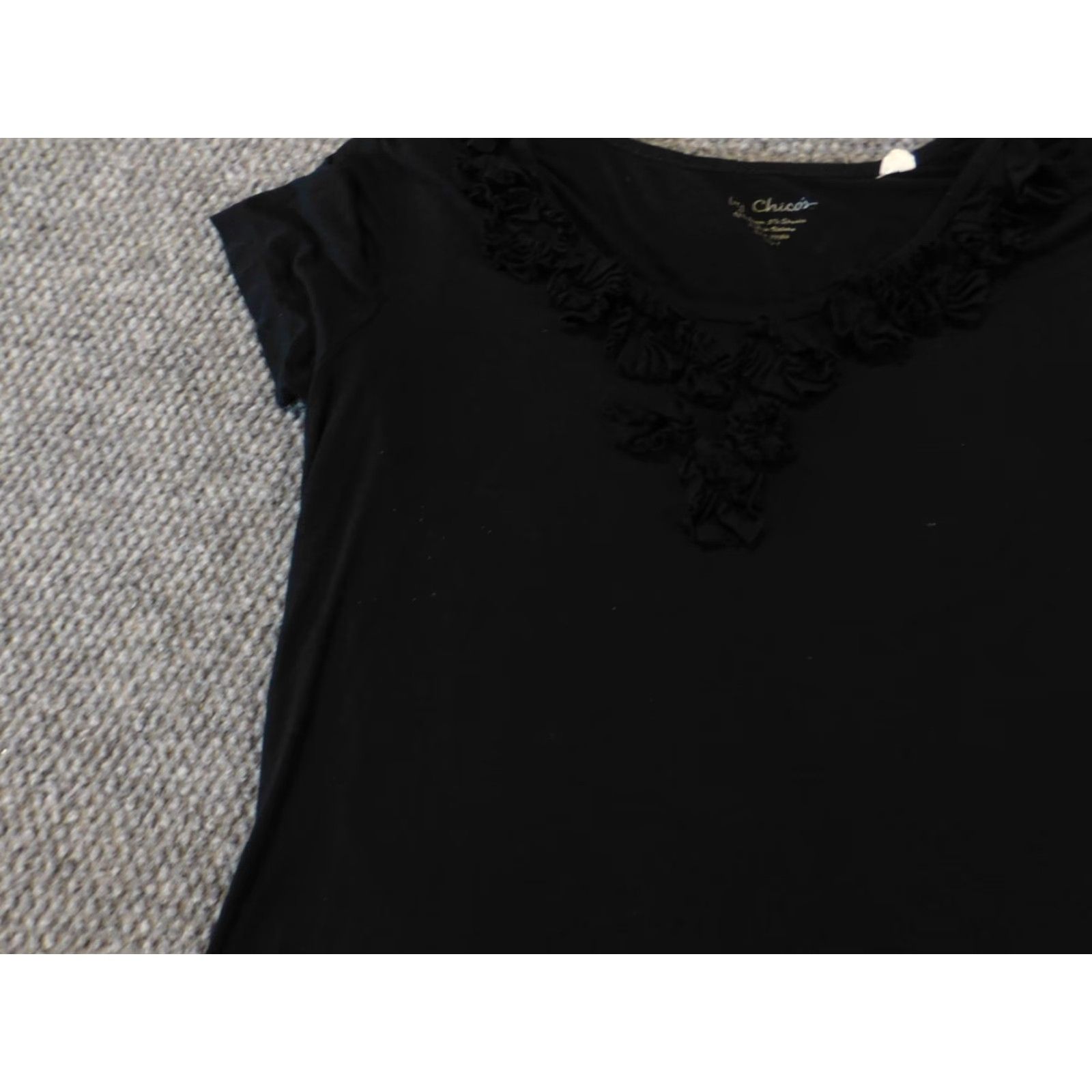 Vintage Chicos Blouse Shirt Women Kid s 1 Black Flower Stretch Rayon Spandex Crew Neck Short Sleeve Pullover Casual Button Basic Vintage No Regular Womens Size XS / US 0-2 / IT 36-38 - 3 Thumbnail