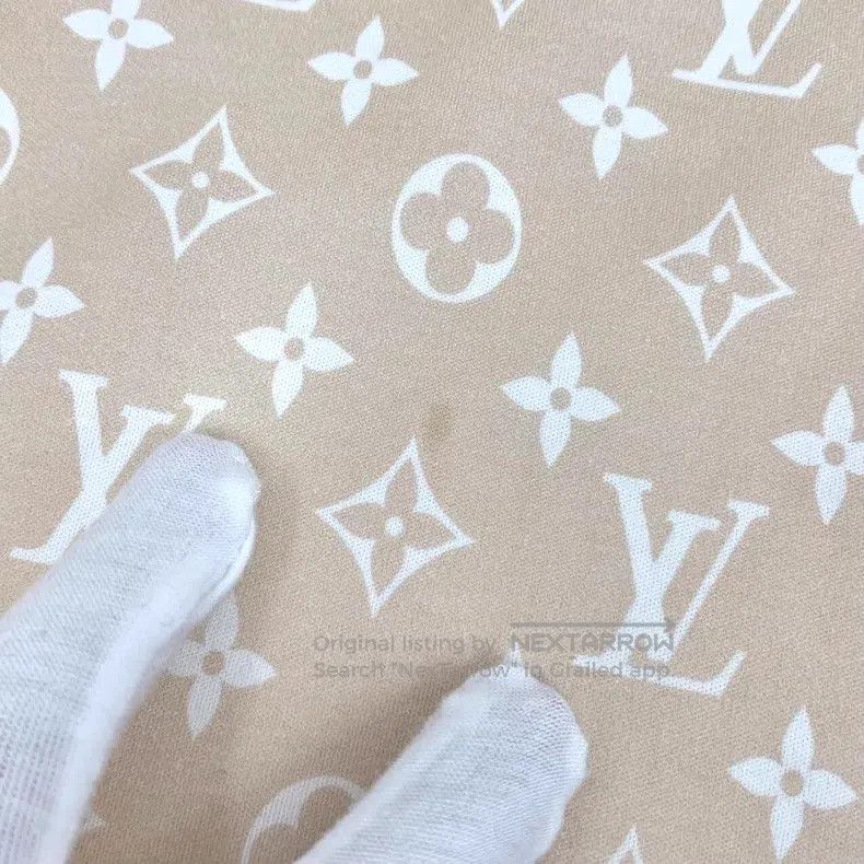 Louis Vuitton Louis Vuitton 22 color-block logo full print cotton crew n Size US S / EU 44-46 / 1 - 9 Thumbnail