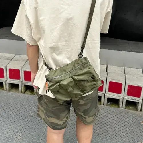 Japanese Brand Multi Pocket Functional Single Shoulder Bags Size ONE SIZE - 4 Thumbnail