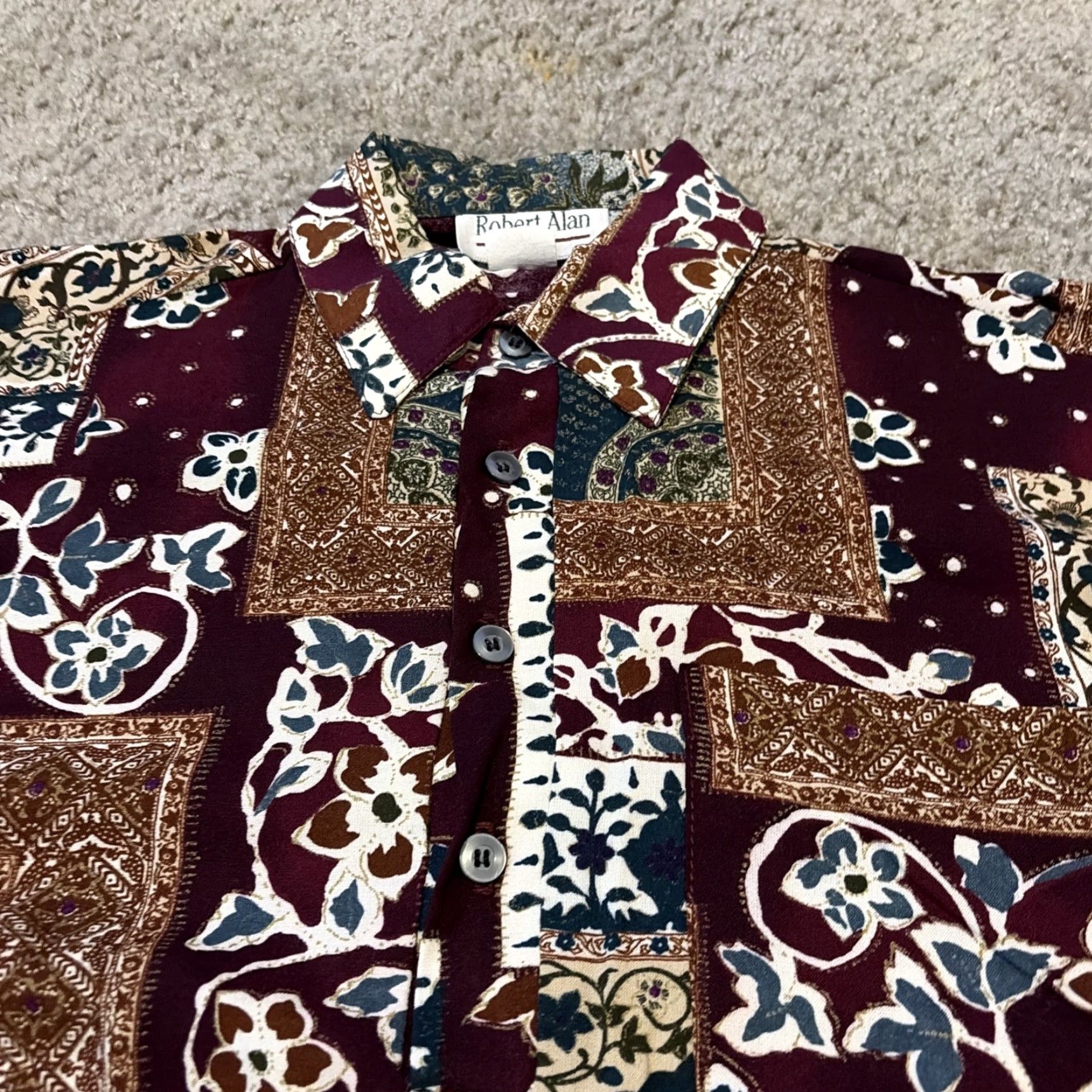 Vintage VINTAGE Robert Alan Blouse 1/2 Button Front Pullover Floral Wine Red M Womens 90s Size M / US 6-8 / IT 42-44 - 3 Thumbnail