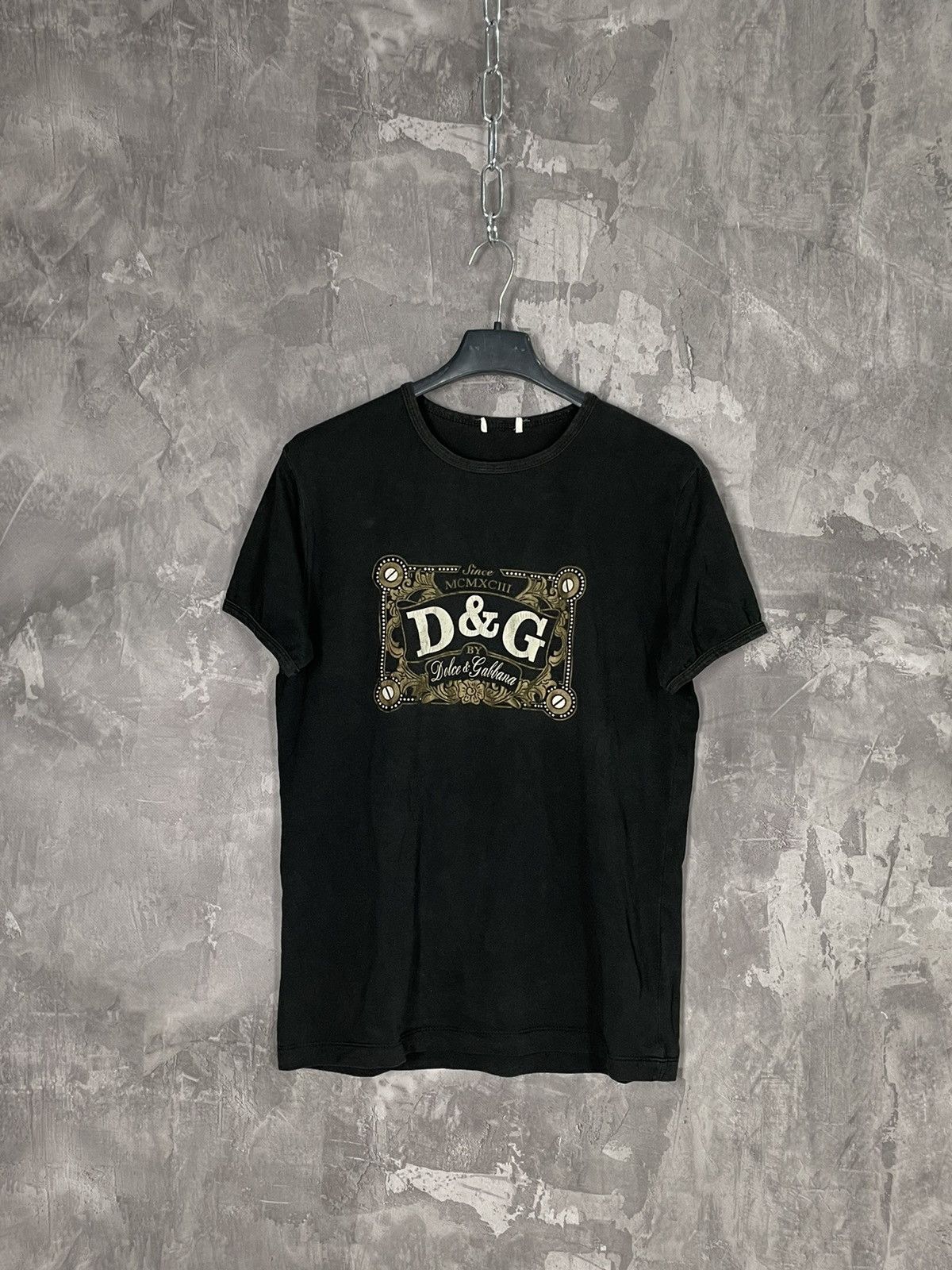 Dolce & Gabbana × Japanese Brand Vintage 90s Dolce Gabbana Big Logo Luxury Retro T-shirt Y2K Size M / US 6-8 / IT 42-44 - 1 Thumbnail