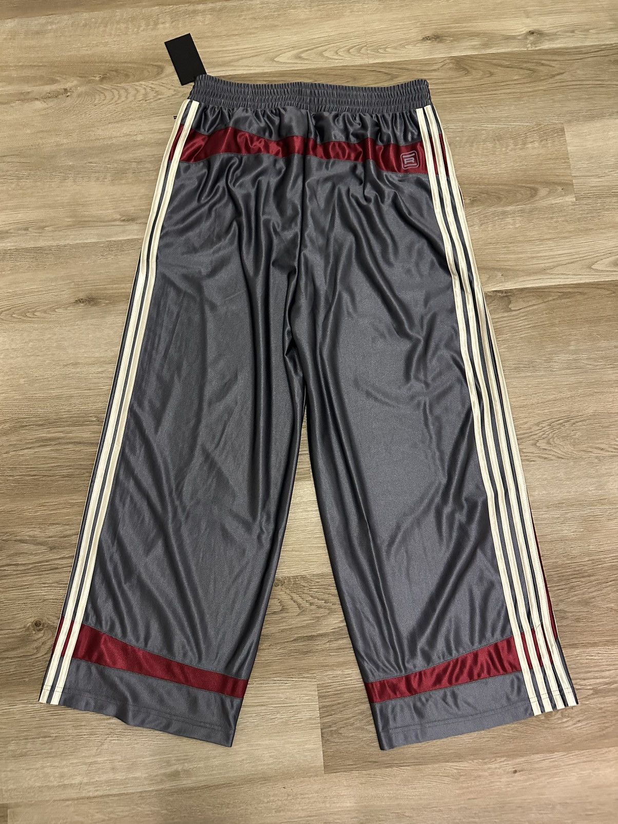 The GV Gallery Raspberry Tracy McGrady Sweats (XL) Size US 36 / EU 52 - 2 Thumbnail