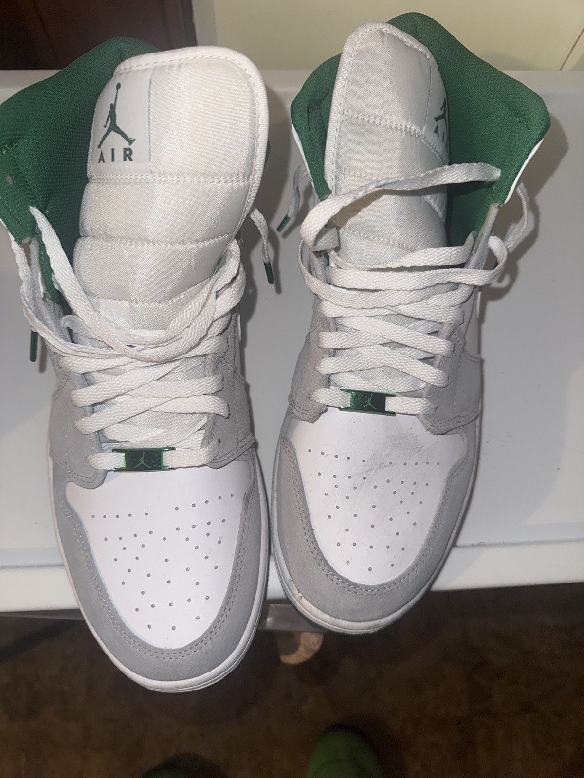 Jordan Brand Air Jordan 1 Mid SE Size US 13 / EU 46 - 6 Thumbnail