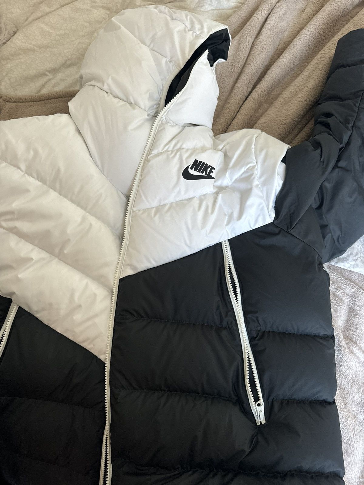 Nike Nike puffer black/white rare Size US XL / EU 56 / 4 - 1 Thumbnail