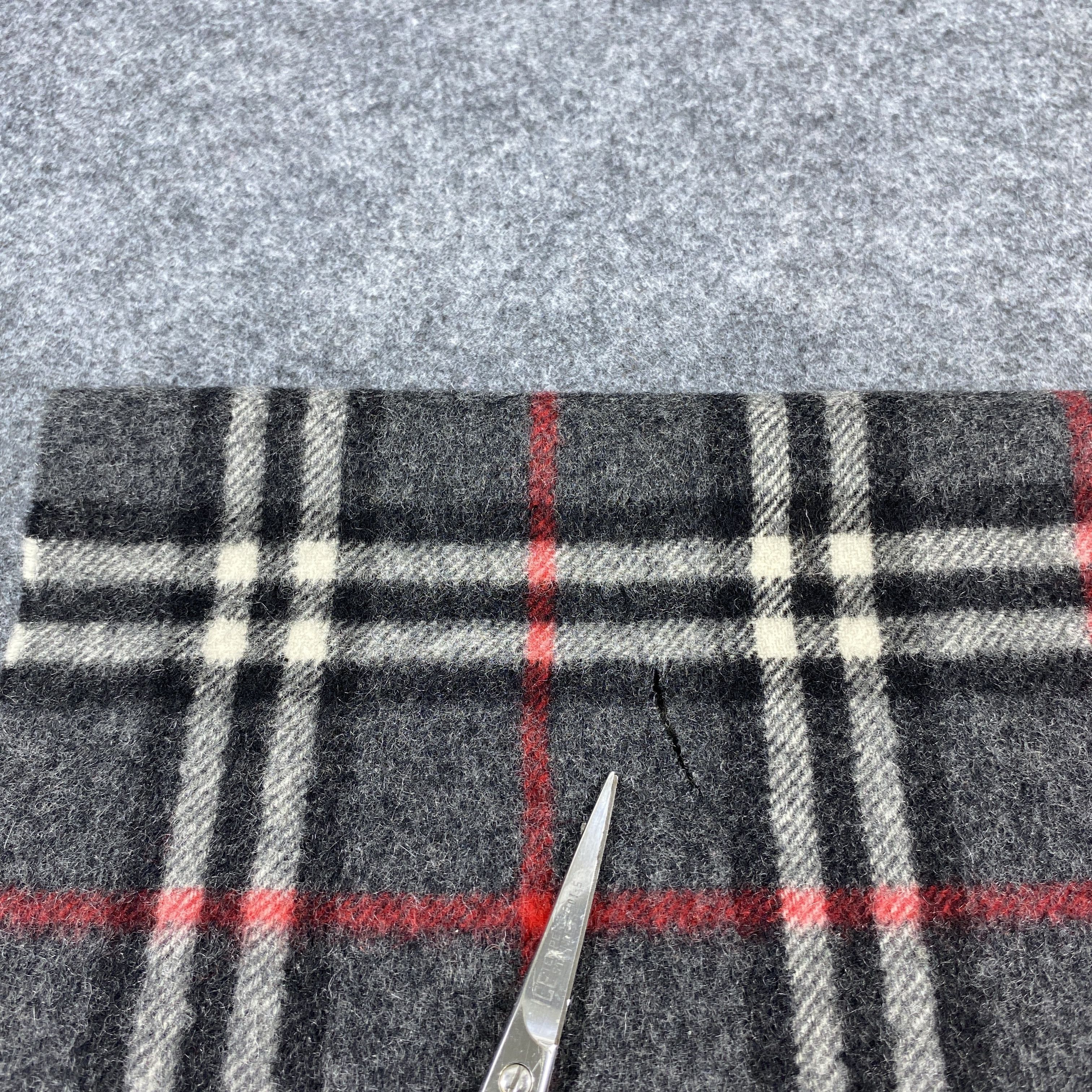 Burberry × Vintage GF10599 Burberry Scarf Neck Wear Muffler Size ONE SIZE - 5 Thumbnail