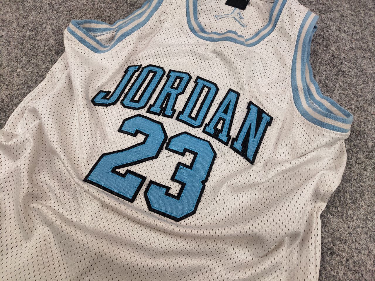 Jordan Brand Jordan 23 Logo Authentic Basketball Jersey T shirt Size US XS / EU 42 / 0 - 4 Thumbnail
