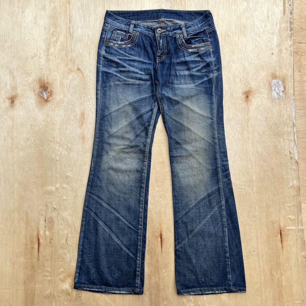 Tornado Mart JEDM MANI VINTAGE FLARE DISTRESSED DENIM Size US 32 / EU 48 - 1 Thumbnail