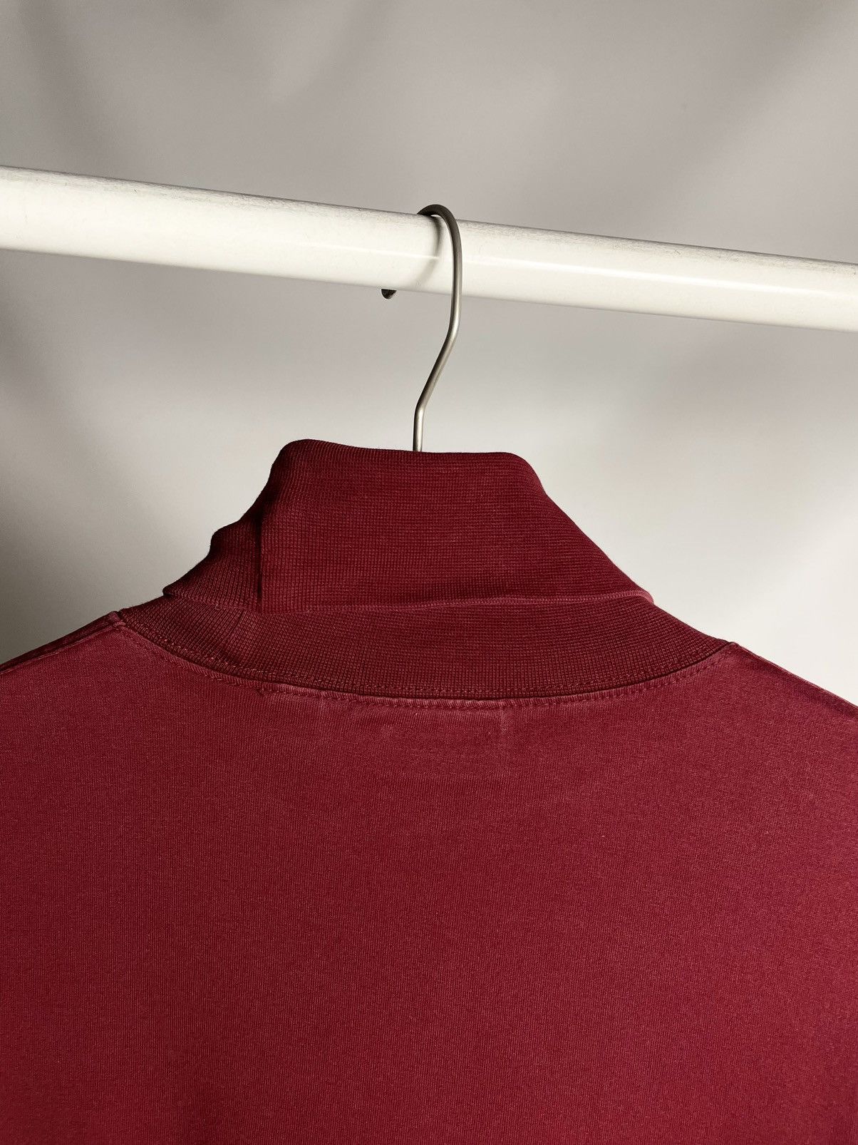 Golf le Fleur × Lacoste × Vintage 🐊VINTAGE🐊 Lacoste chemise Red high Neck Golf longsleeve tee Size US L / EU 52-54 / 3 - 9 Thumbnail