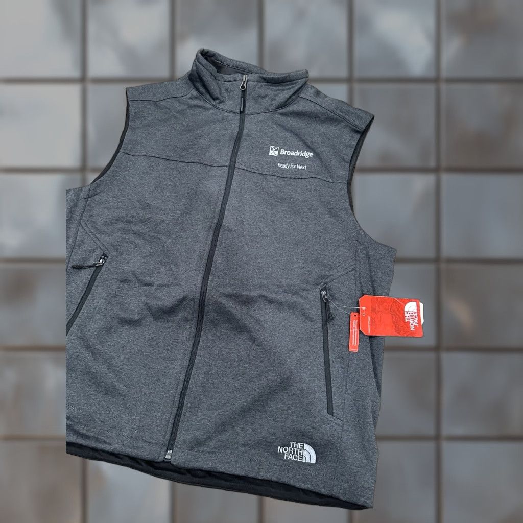 The North Face The North Face Ridgeline Vest Mens XL Gray Softshell Zip Embroidered Logo NWT Size US XL / EU 56 / 4 - 1 Thumbnail
