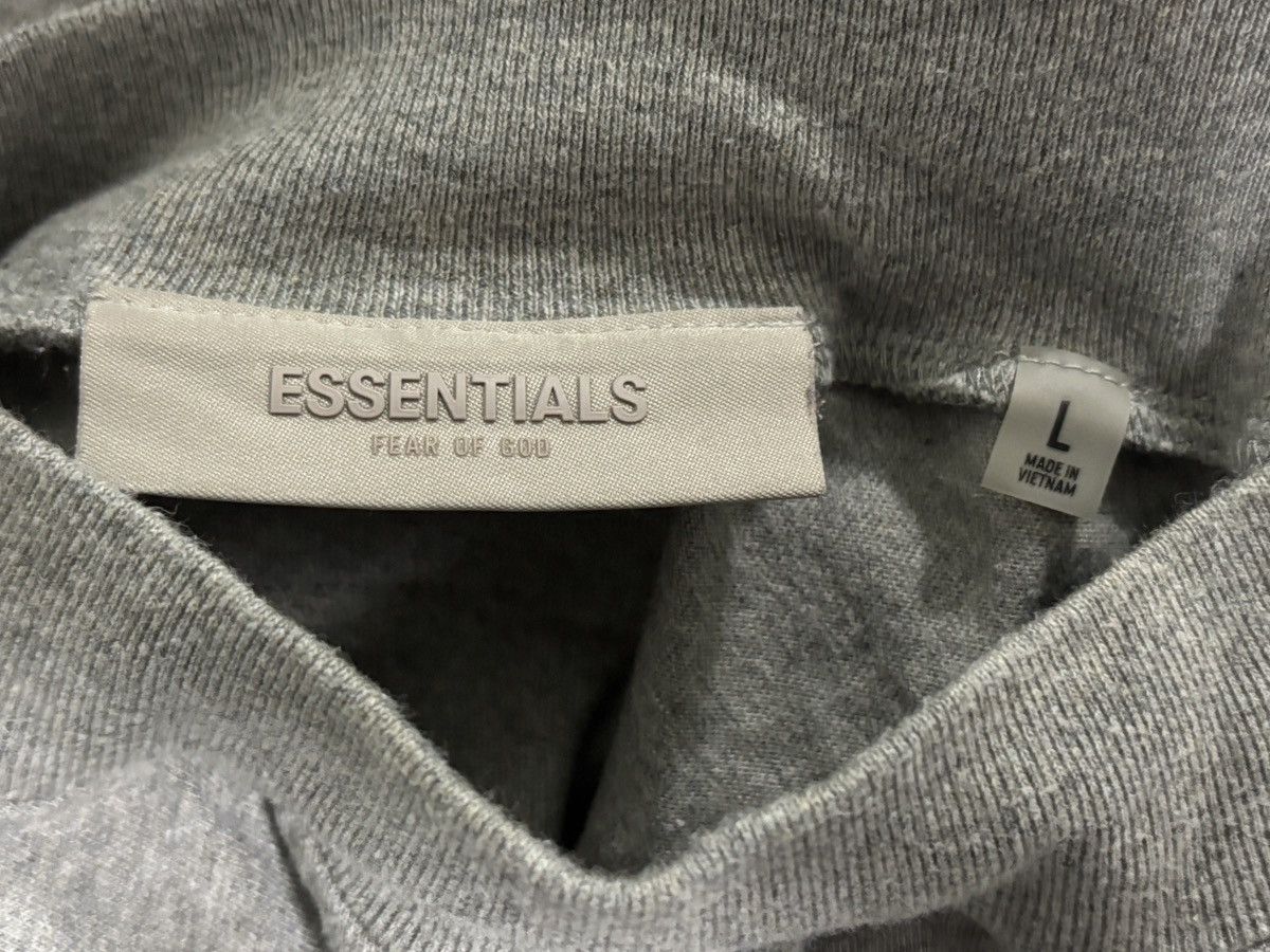 Essentials 1977 Essentials x Fear Of God Grey Long Sleeve Shirt Size US L / EU 52-54 / 3 - 5 Thumbnail