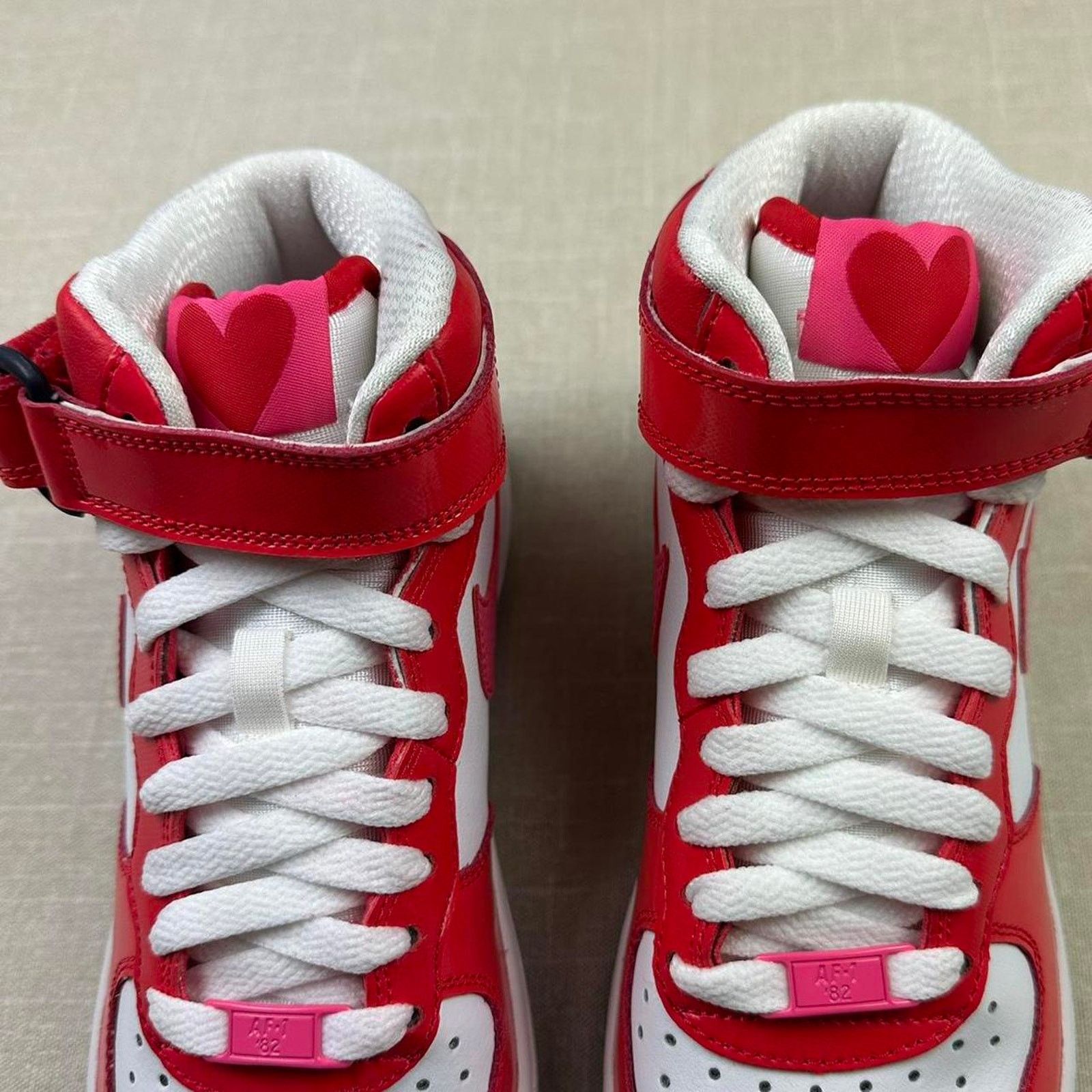 Nike 2013 Nike Air Force 1 Mid “Valentines Day” Size US 7.5 / IT 37.5 - 4 Thumbnail