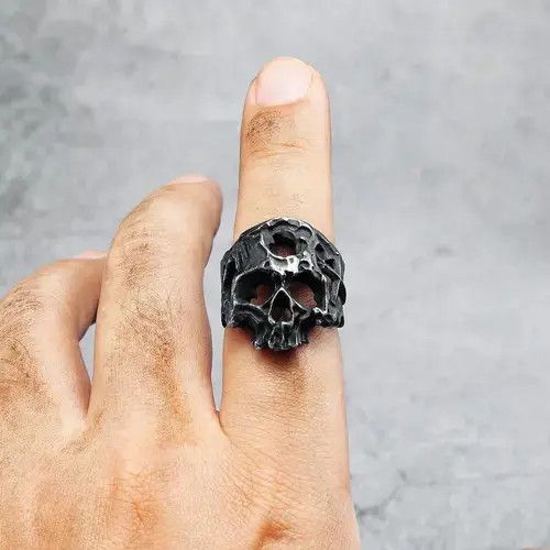 Jewelry Hollow Skull Ring Size ONE SIZE - 1 Thumbnail