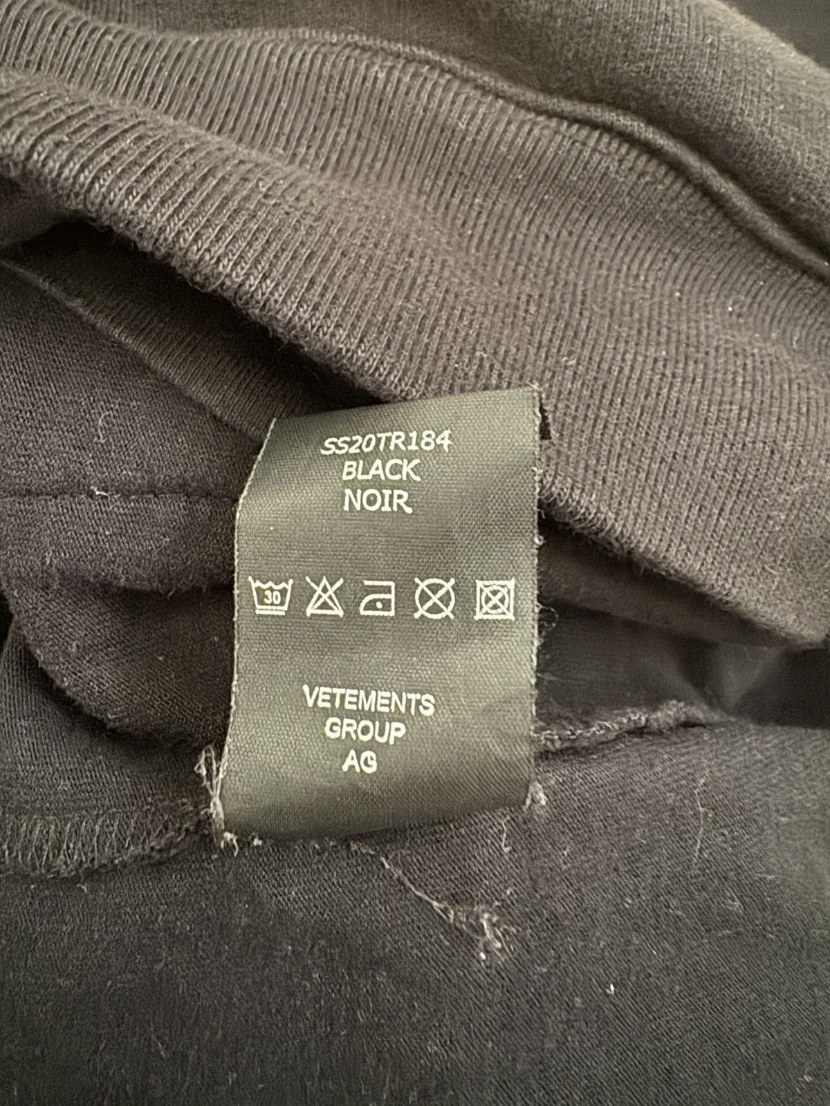 Vetements Vetements Skater Graffiti Deconstructed Hoodie Size US M / EU 48-50 / 2 - 12 Thumbnail