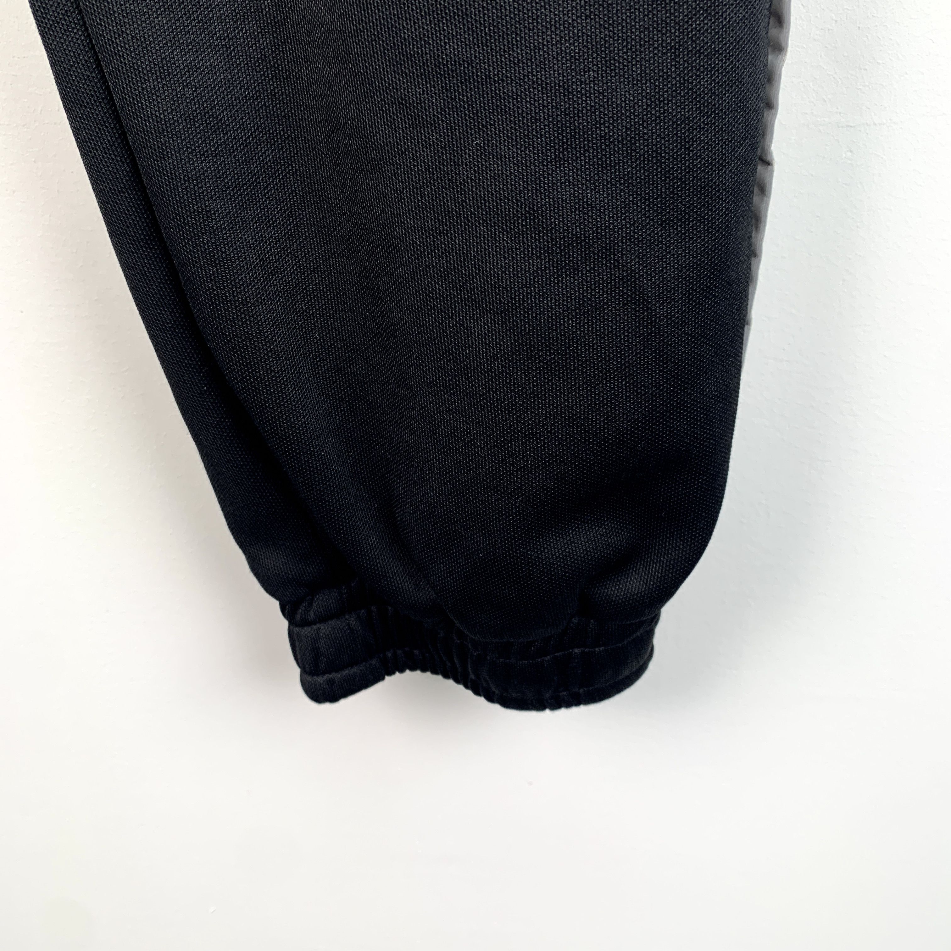 Gucci Gucci Black Side Logo Jacquard Drawstring Joggers (Size XS) Size 27" / US 4 / IT 40 - 5 Thumbnail