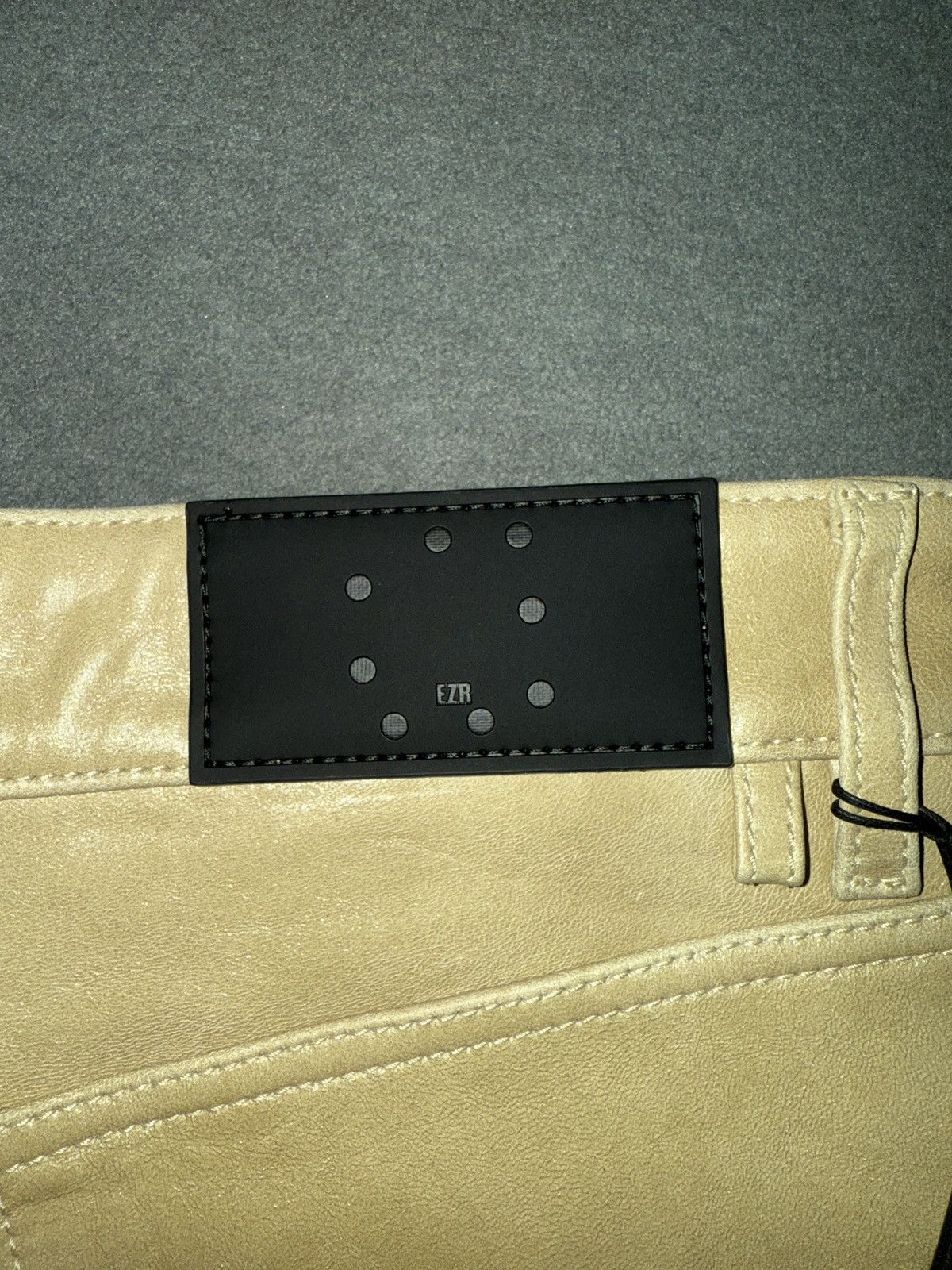 Other EZR AW25 Leather Shorts Cognag Size US 33 - 6 Thumbnail