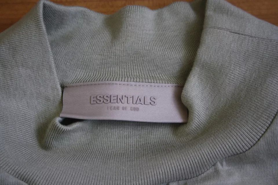 Essentials Essentials Fear of God Mens Neck Long Sleeve New wish tags Size US M / EU 48-50 / 2 - 7 Thumbnail