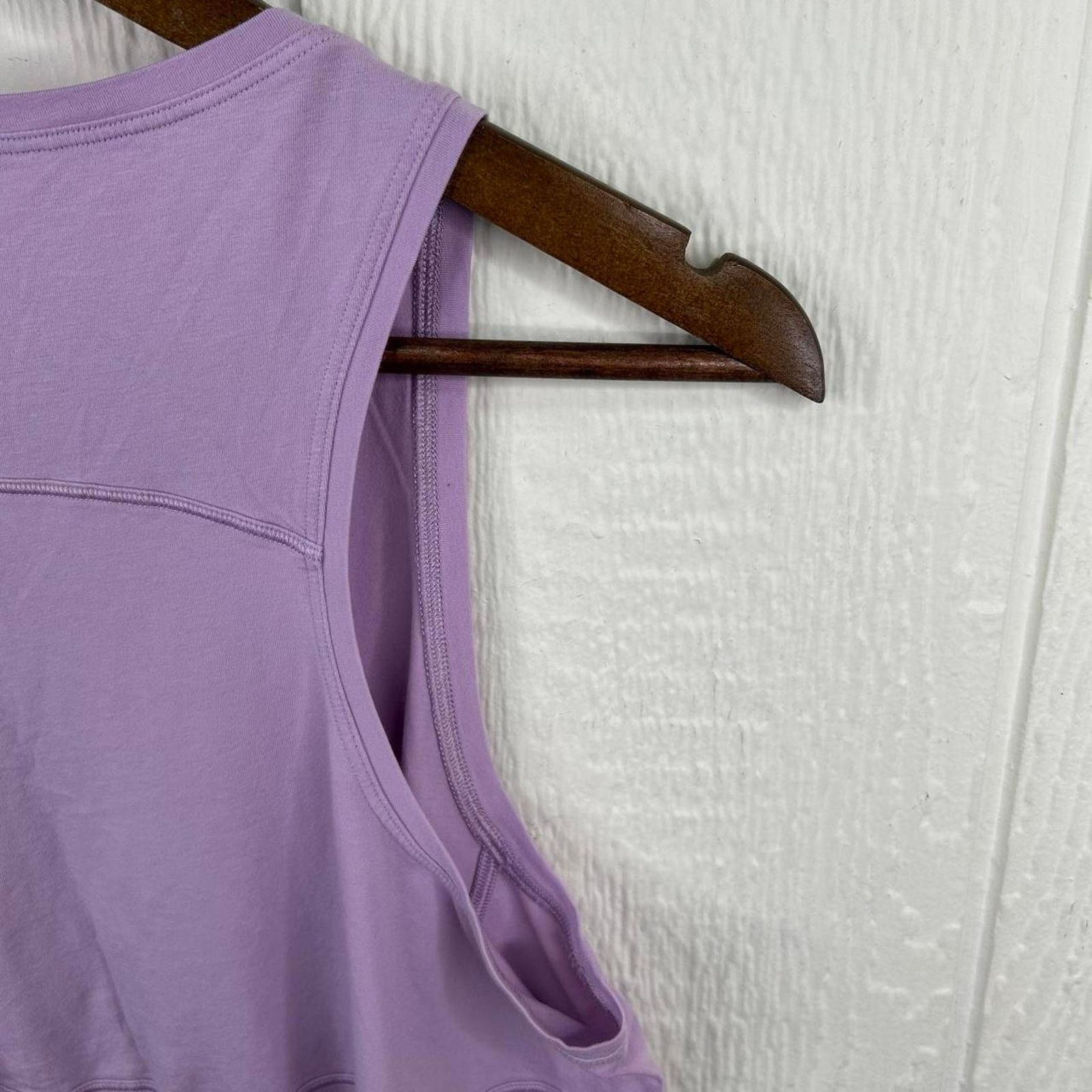 Lululemon Modern Lululemon Light Purple Workout Athletic Tank Size 8 Size M / US 6-8 / IT 42-44 - 6 Thumbnail