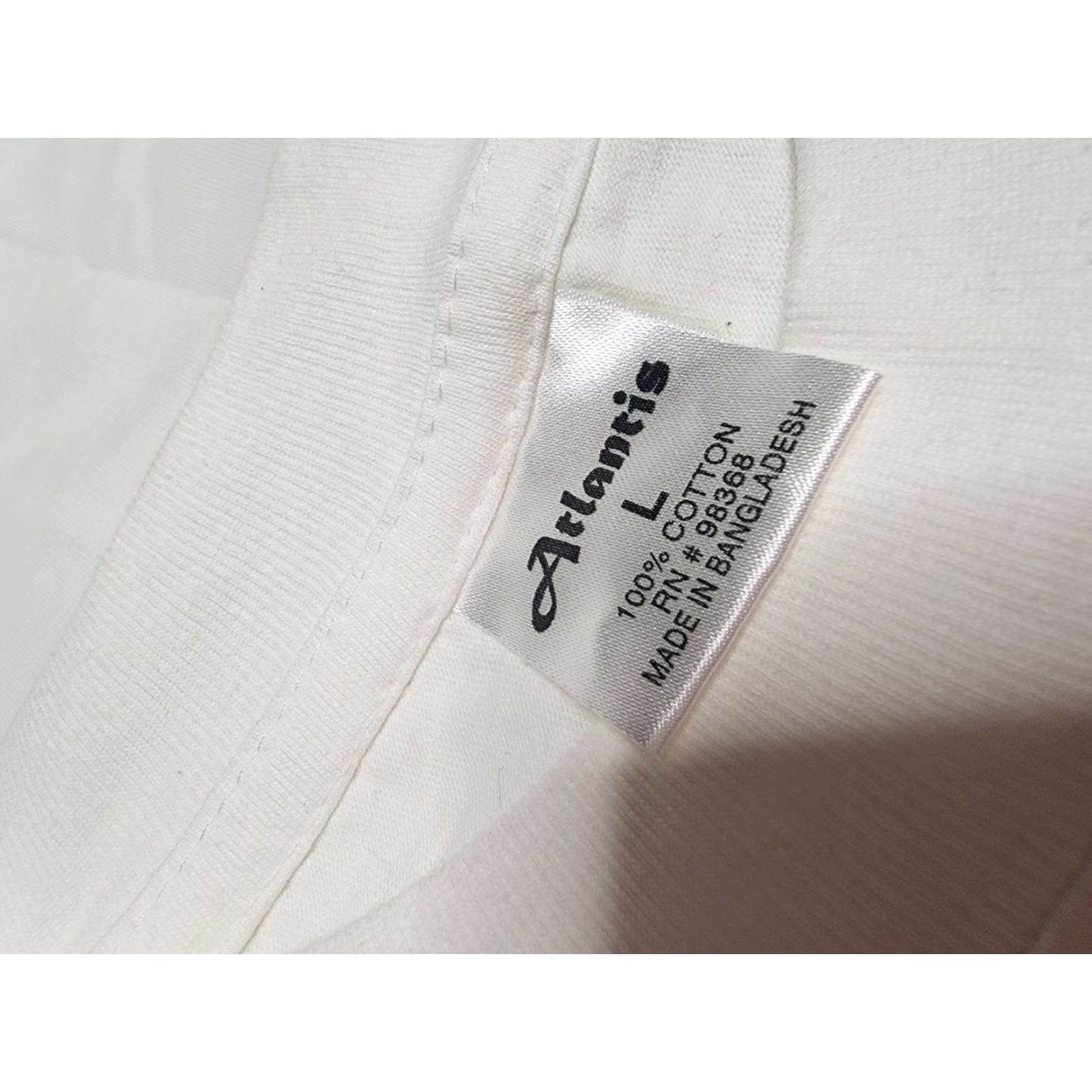 Vintage VINTAGE Atlantis Statue Of Liberty Tshirt Mens L White Cotton Logo Print Short Sleeve 90s USA Sports Shirt Men Size US L / EU 52-54 / 3 - 7 Thumbnail