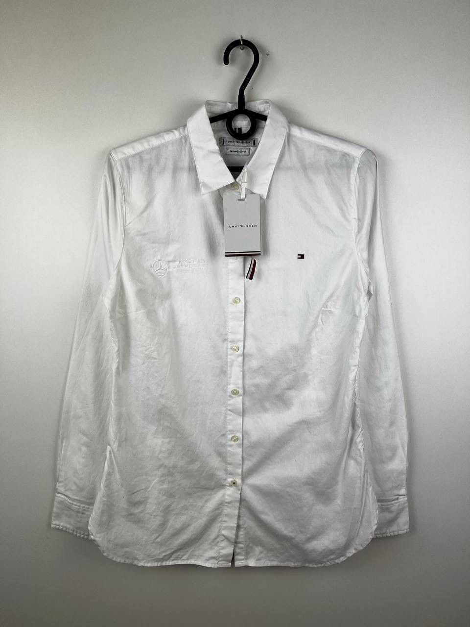 Tommy Hilfiger Tommy Hilfiger Mercedes Benz shirt women’s size us 4 Size XS / US 0-2 / IT 36-38 - 1 Thumbnail