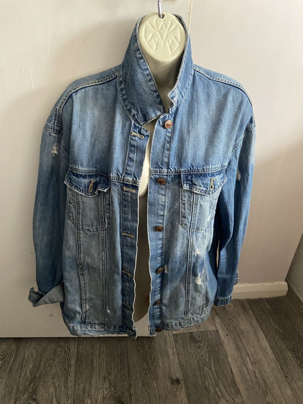 Other ZARA TRAFALUC SOLD OUT DISTRESSED DENIM JACKET SIZE S Size S / US 4 / IT 40 - 1 Thumbnail