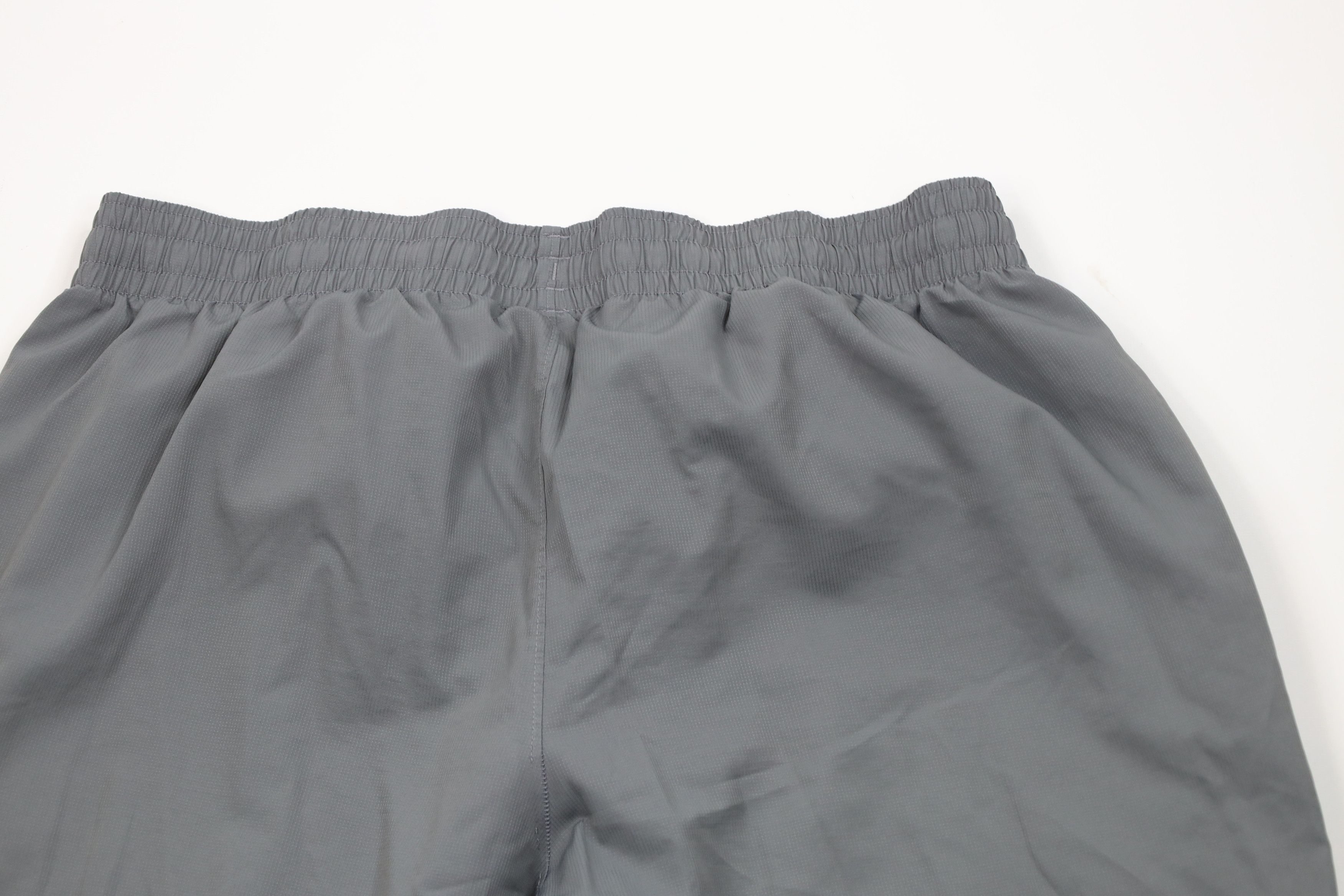 Under Armour Under Armour Ribbed Lined Wide Leg Windbreaker Pants Gray Size US 40 / EU 56 - 10 Thumbnail