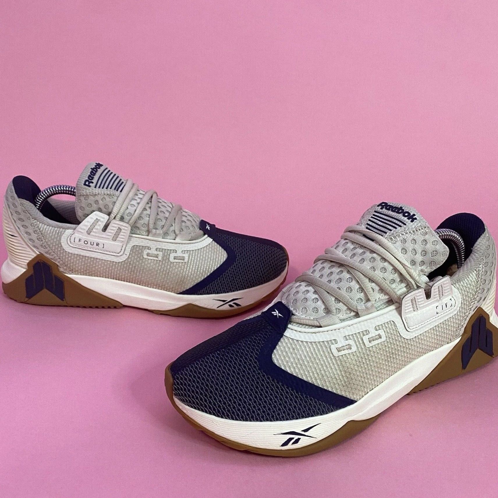 Reebok Reebok JJ Season IV FU8475 White Blue Running Shoes Lace Up Low Top Size 8 Mens Sneakers Blue White Size US M / EU 48-50 / 2 - 2 Thumbnail
