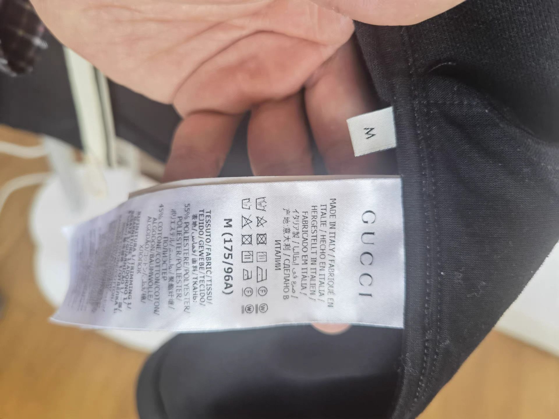 Gucci GUCCI Sports Top K17 Size US M / EU 48-50 / 2 - 5 Thumbnail