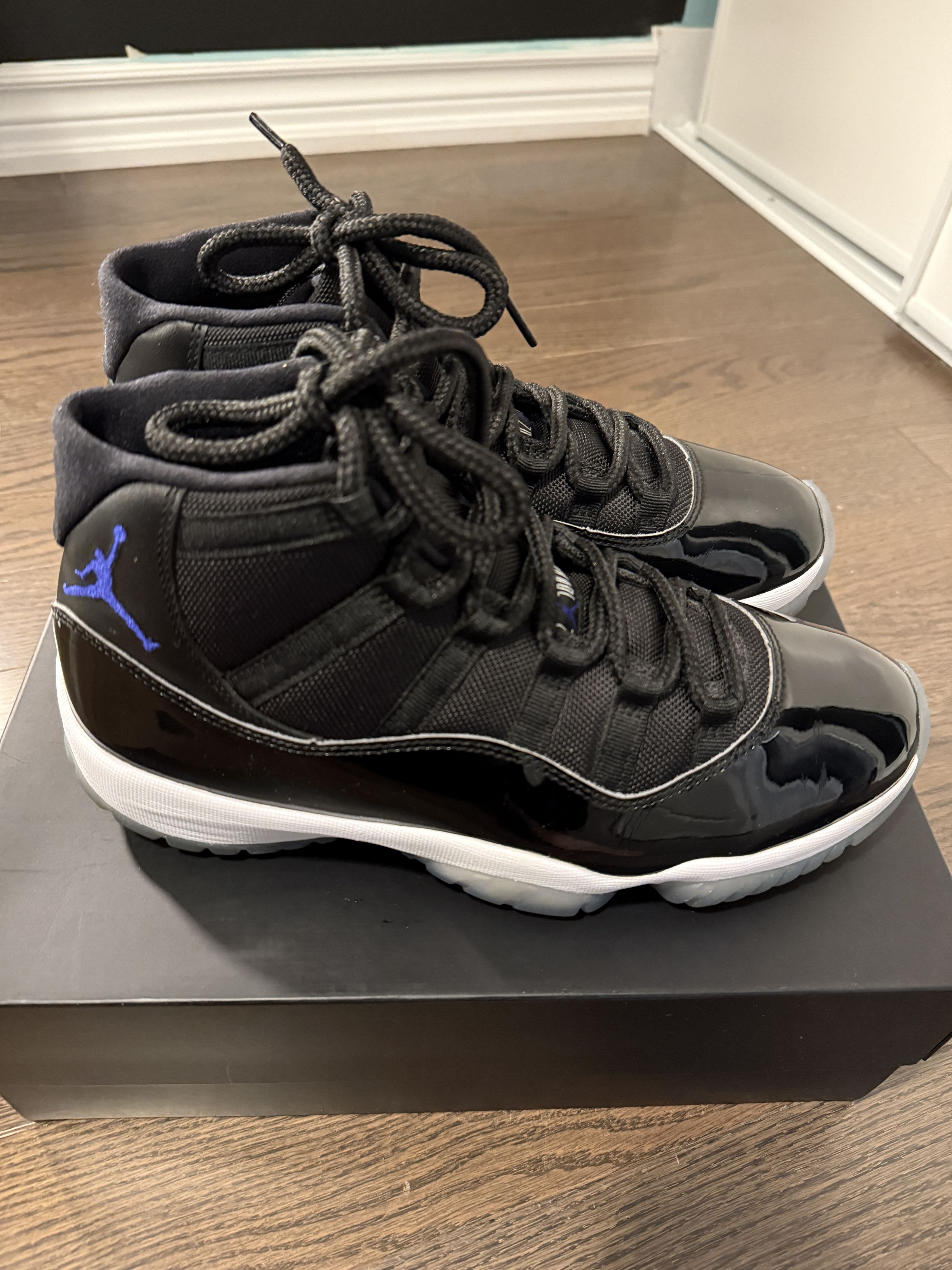 Jordan Brand Jordan 11 Space Jam - 2016 Retro - Size 9 Size US 9 / EU 42 - 2 Thumbnail