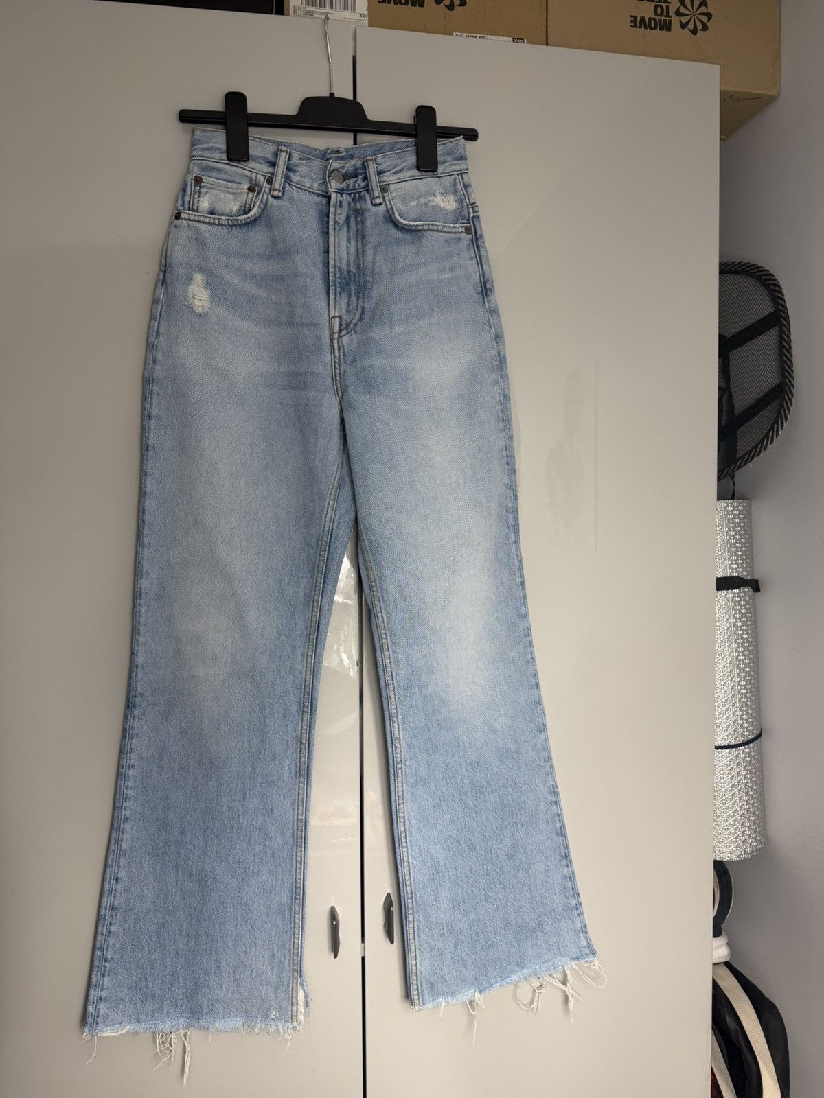 Acne Studios Acne Studios 1990 washed distressed blue denim jeans Size US 27 - 2 Thumbnail