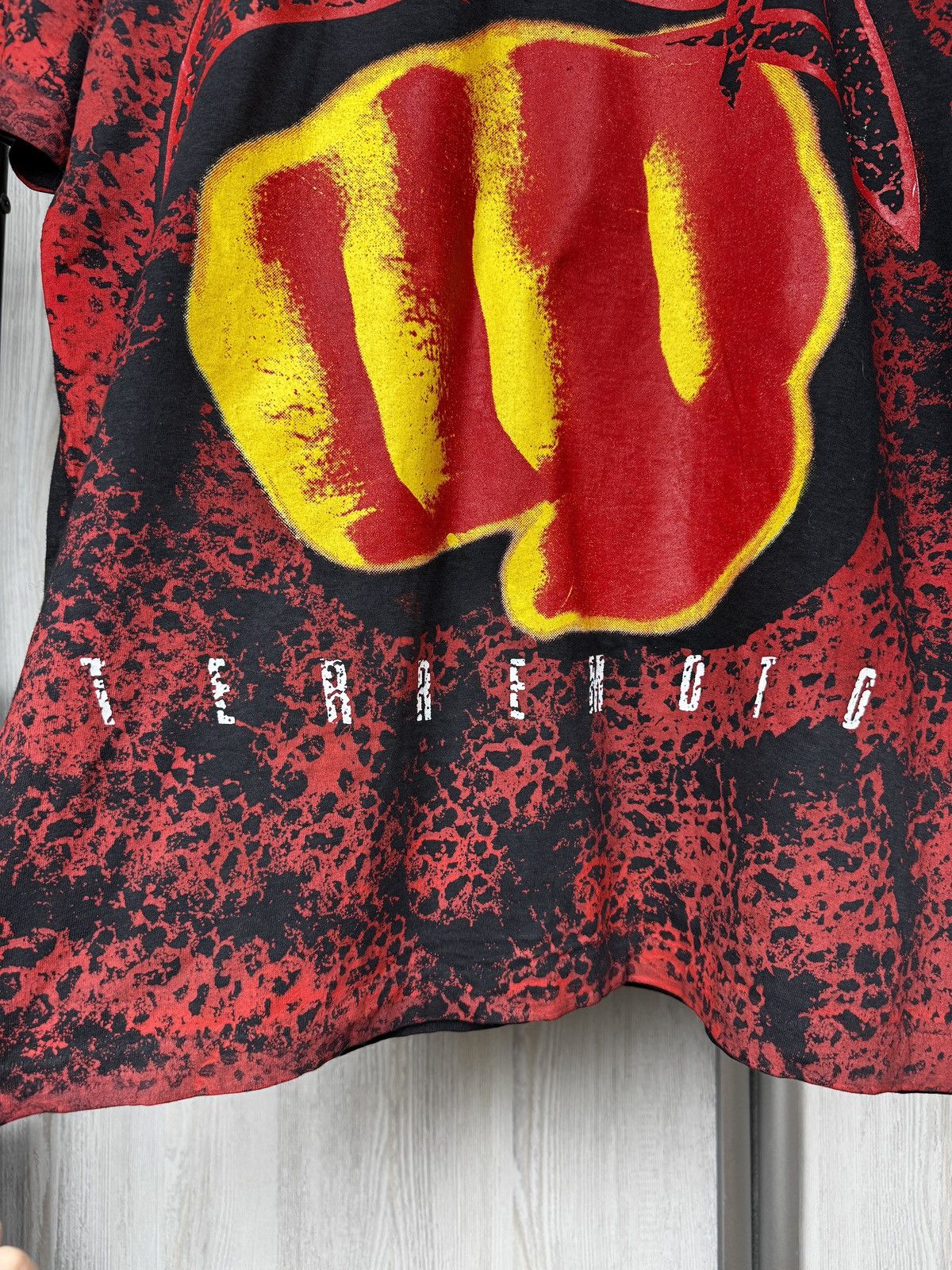 Band Tees Vintage LITFIBA “Terremoto” 90s Band Tee – Size L-XL Size US XL / EU 56 / 4 - 4 Thumbnail