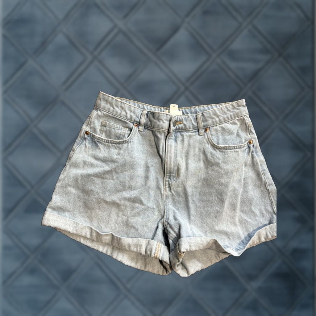 H&M VINTAGE H&M High Waisted Blue Denim Shorts Size 10 In Great Condition Size 32" / US 10 / IT 46 - 1 Thumbnail