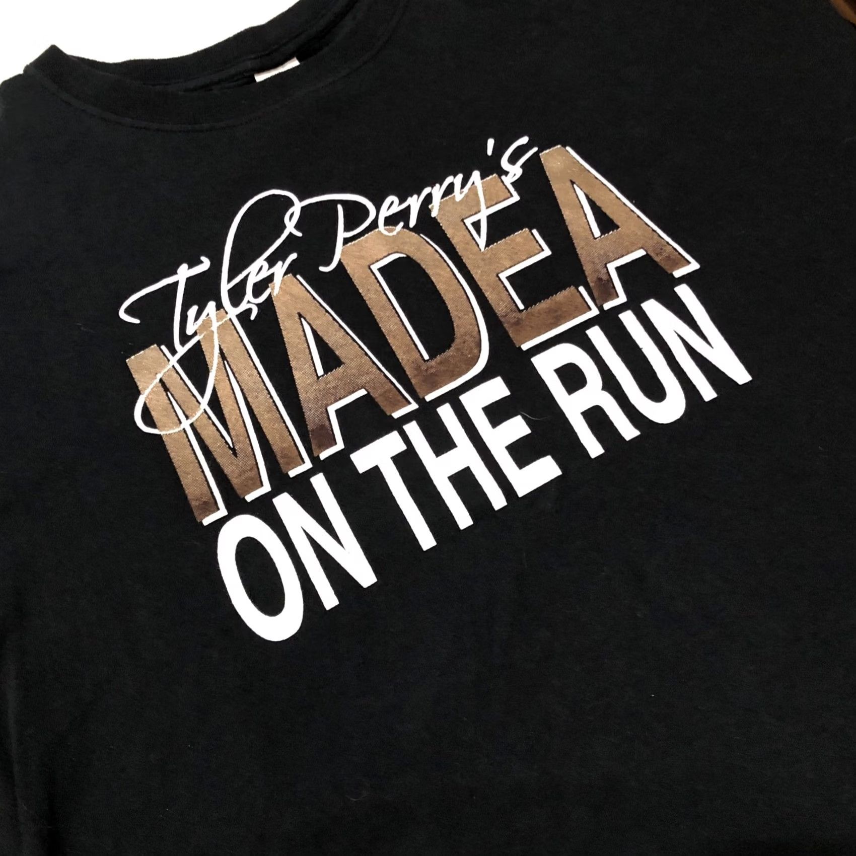 Gildan TYLER PERRY'S MADEA ON THE RUN Movie Promo t-shirt by GILDAN 3XL Black Short Sleeve Graphic Tee Unisex Adults 100% Cotton Two Sided Vintage No Size US XXL / EU 58 / 5 - 2 Thumbnail