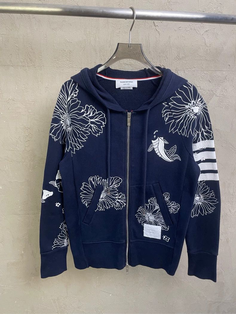 Thom Browne Thom browne Dark blue four-striped embroidered carp flower Size US S / EU 44-46 / 1 - 1 Thumbnail