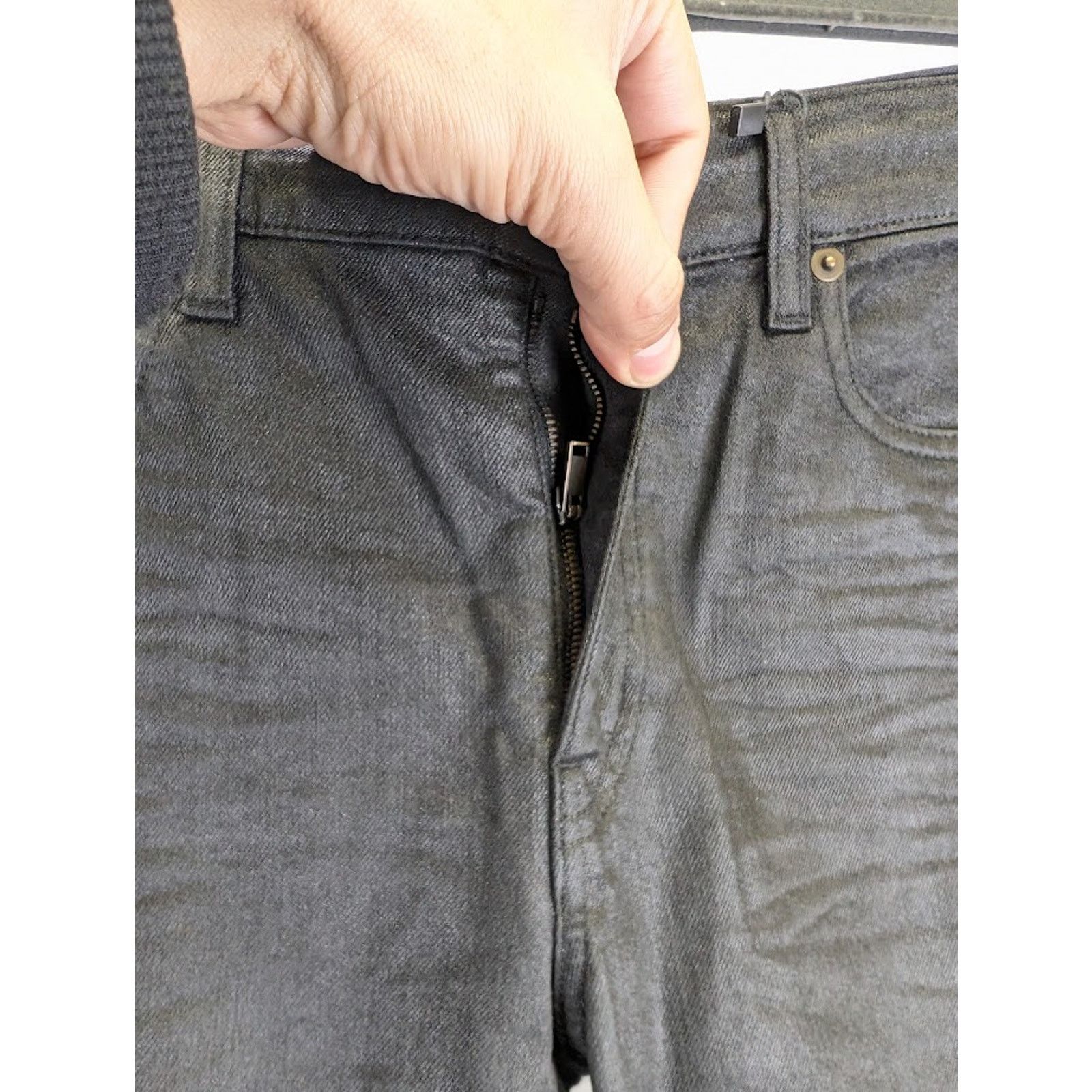 Saint Laurent Paris o1rshd1 Skinny 5 Pocket Low Nightrider Jeans in Black Size US 28 / EU 44 - 8 Thumbnail