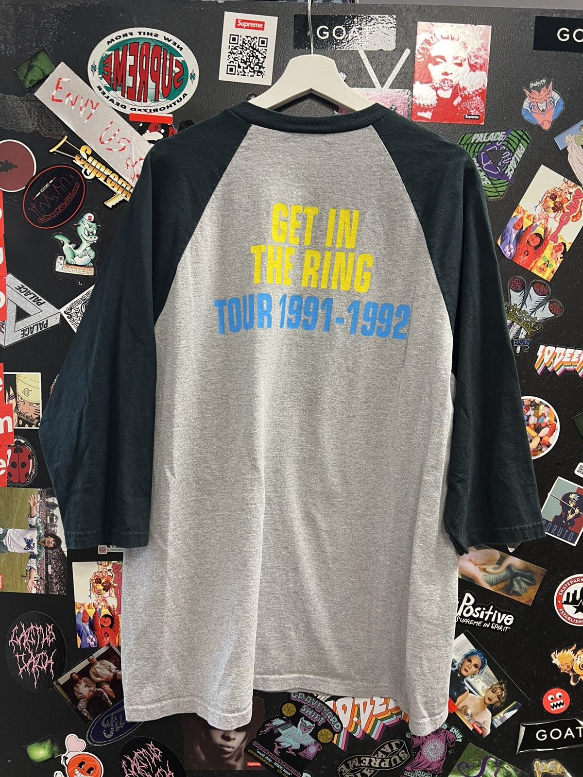 Band Tees Vintage Guns N Roses Get In The Ring 91-92 Tour Shirt Size US XL / EU 56 / 4 - 2 Thumbnail