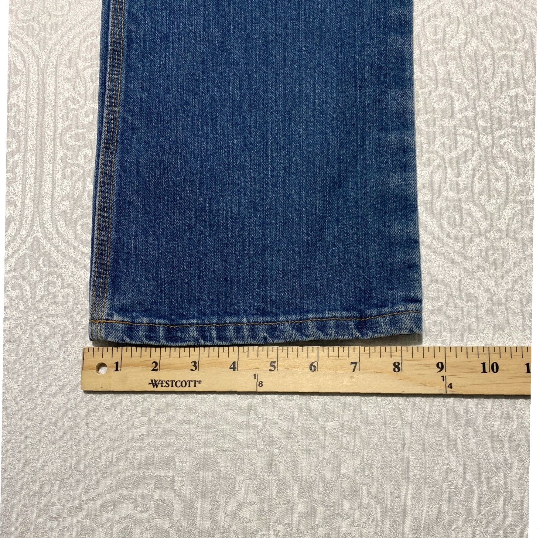 Carhartt Carhartt Jeans Mens 38x32 Medium Wash Blue Denim 101496 420 Regular Straight Denim 5-Pocket Logo Patch Blue Mens Size US 38 / EU 54 - 8 Thumbnail