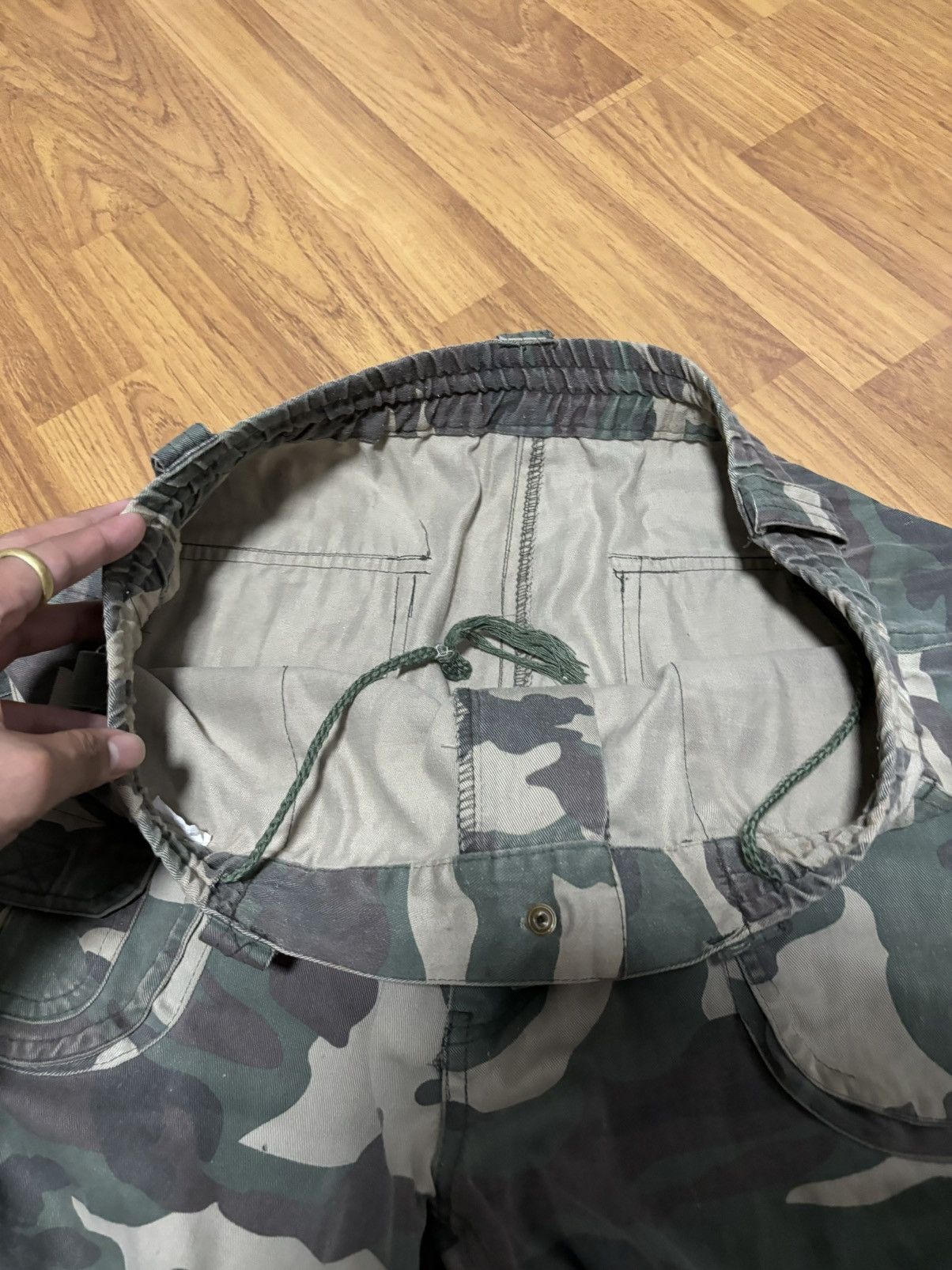 Vintage Faded Military Camo Cargo Shorts Size US 33 - 8 Thumbnail