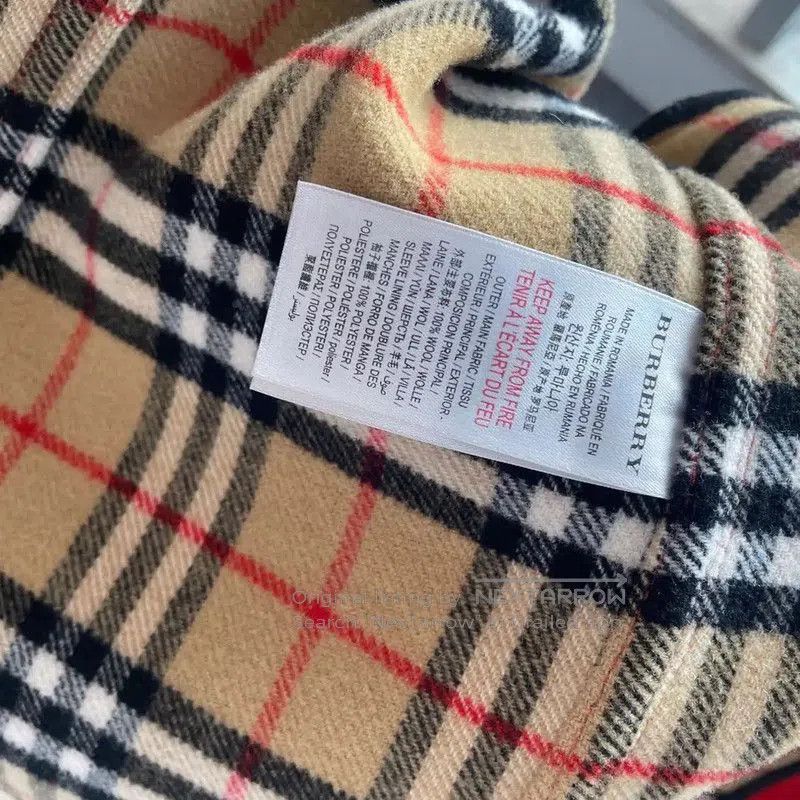 Burberry Burberry Red Wool Ladies Coat. Size S / US 4 / IT 40 - 4 Thumbnail