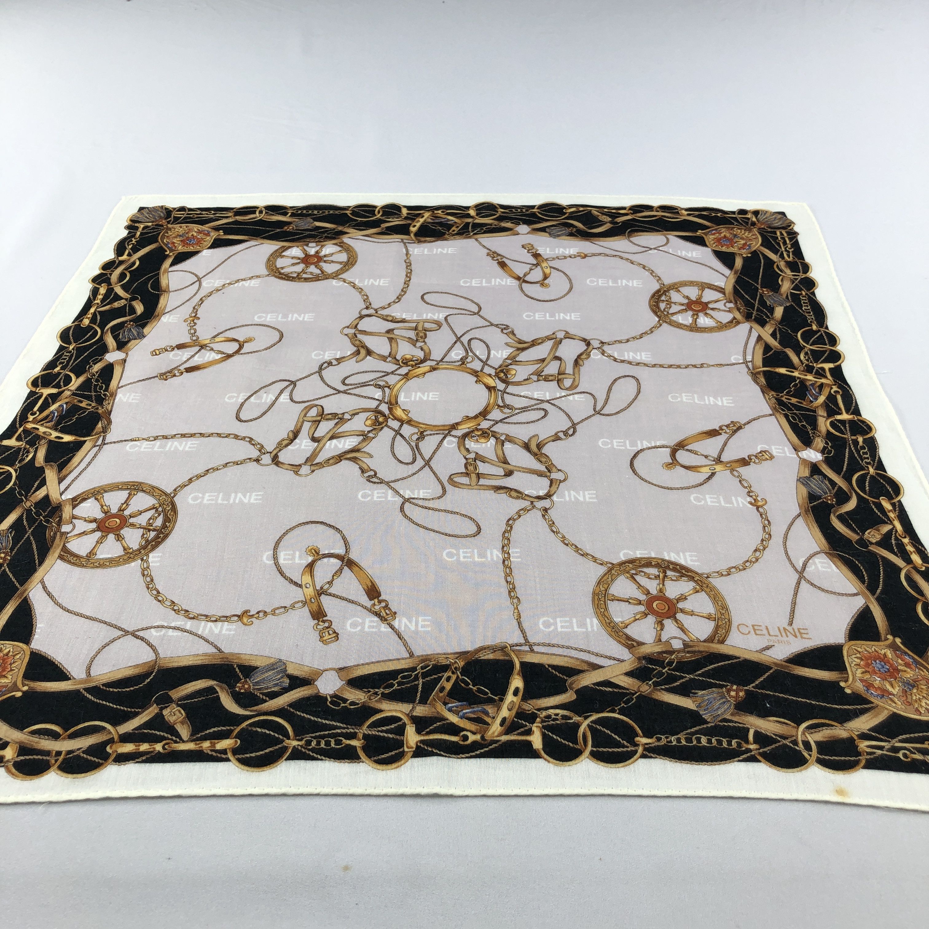 Celine Celine Handkerchief Neckerchief Bandana H3081 Size ONE SIZE - 4 Thumbnail
