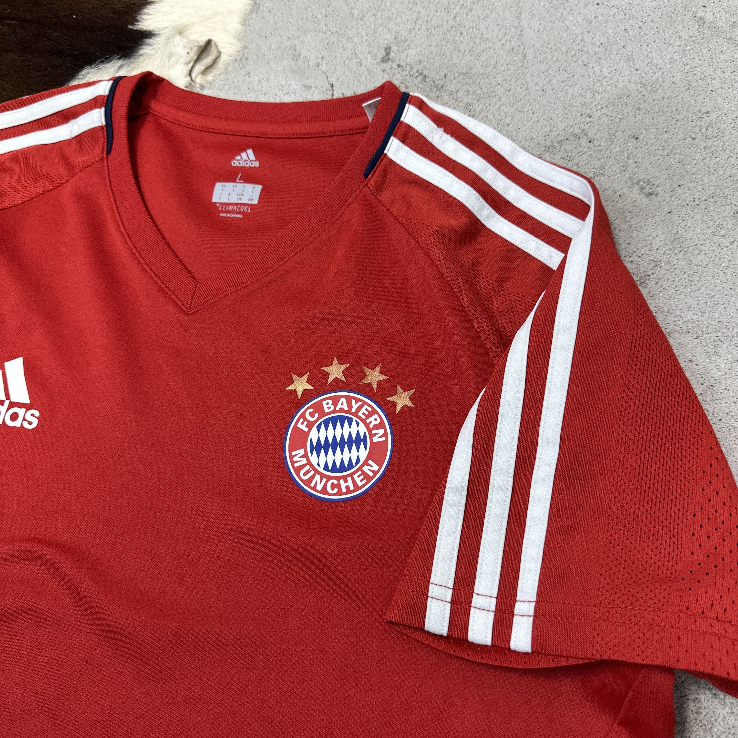 Adidas Vintage Sporty Streetwear Adidas Bayern Jersey Y2K Size US L / EU 52-54 / 3 - 2 Thumbnail