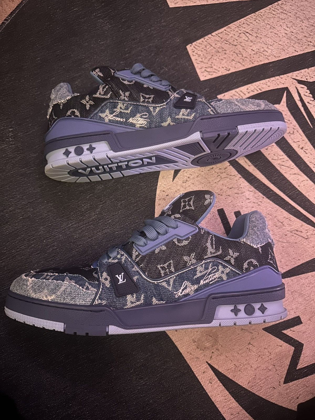 Louis Vuitton Louis Vuitton trainer ‘blue’ Size US 11 / EU 44 - 6 Thumbnail