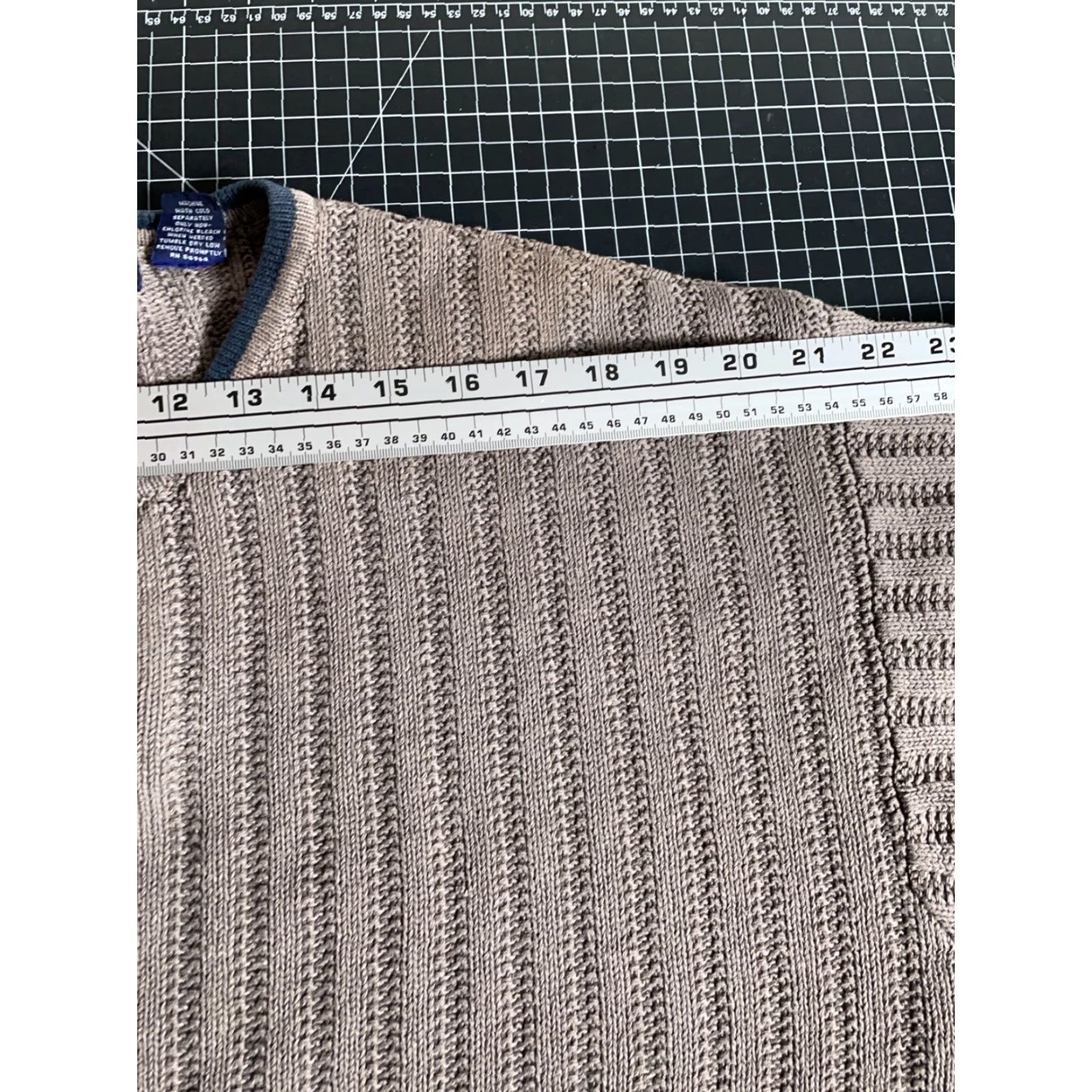 Vintage VINTAGE Structure Henley Sweater Men L Gray Brown Cotton Ramie Knit Textured Crew Neck 90s Hipster Preppy Retro Heavyweight Casual Size US L / EU 52-54 / 3 - 7 Thumbnail