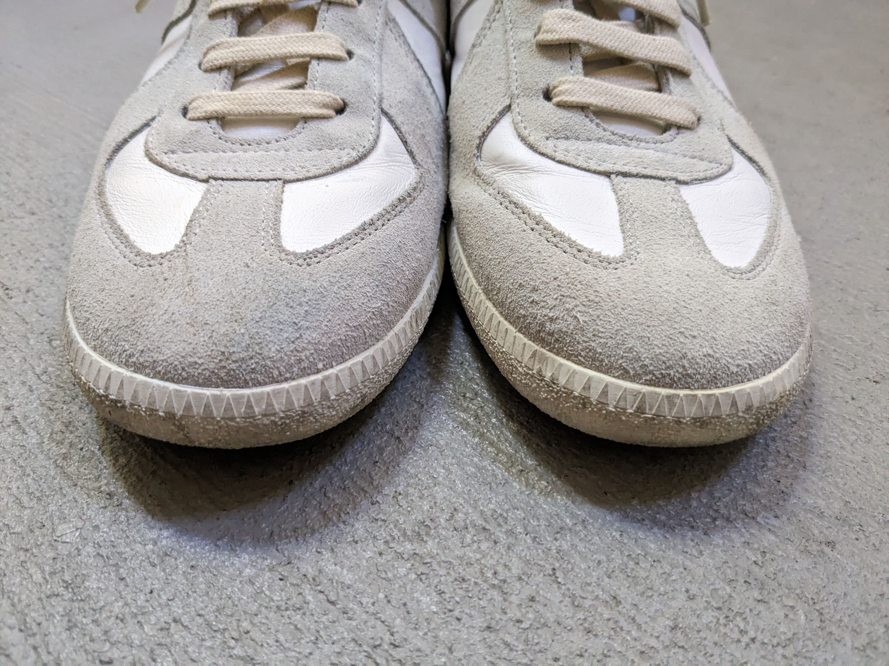 Maison Margiela Maison Margiela GAT Replica White Gray 7 40 Suede Leather Size US 7 / EU 40 - 2 Thumbnail