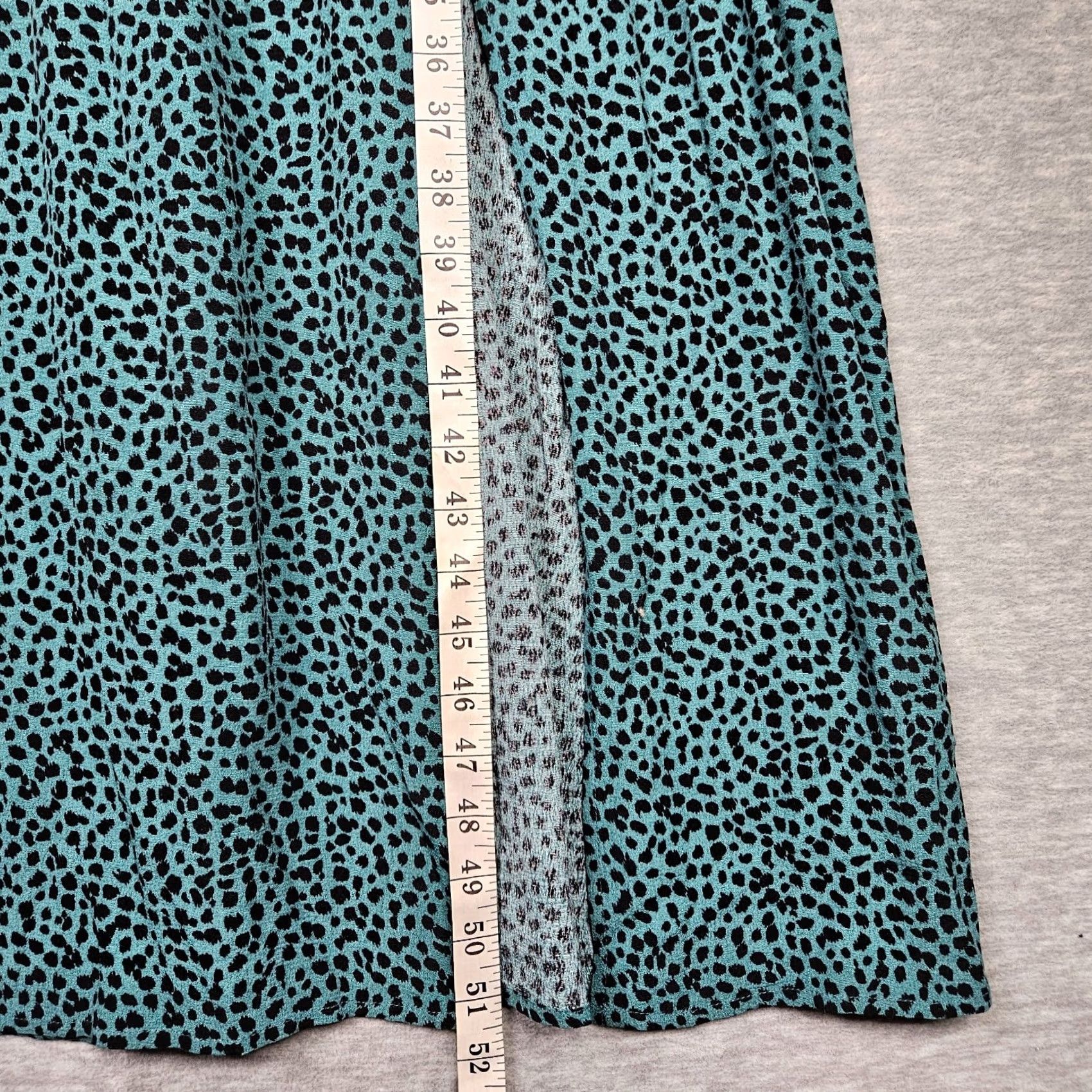 MINKPINK MINKPINK Women's S Wrap Maxi Dress Black Green Print Dress Maxi S Women Short Sleeve V-Neck Casual Pattern Solid Colorful 90s? Size S / US 4 / IT 40 - 4 Thumbnail