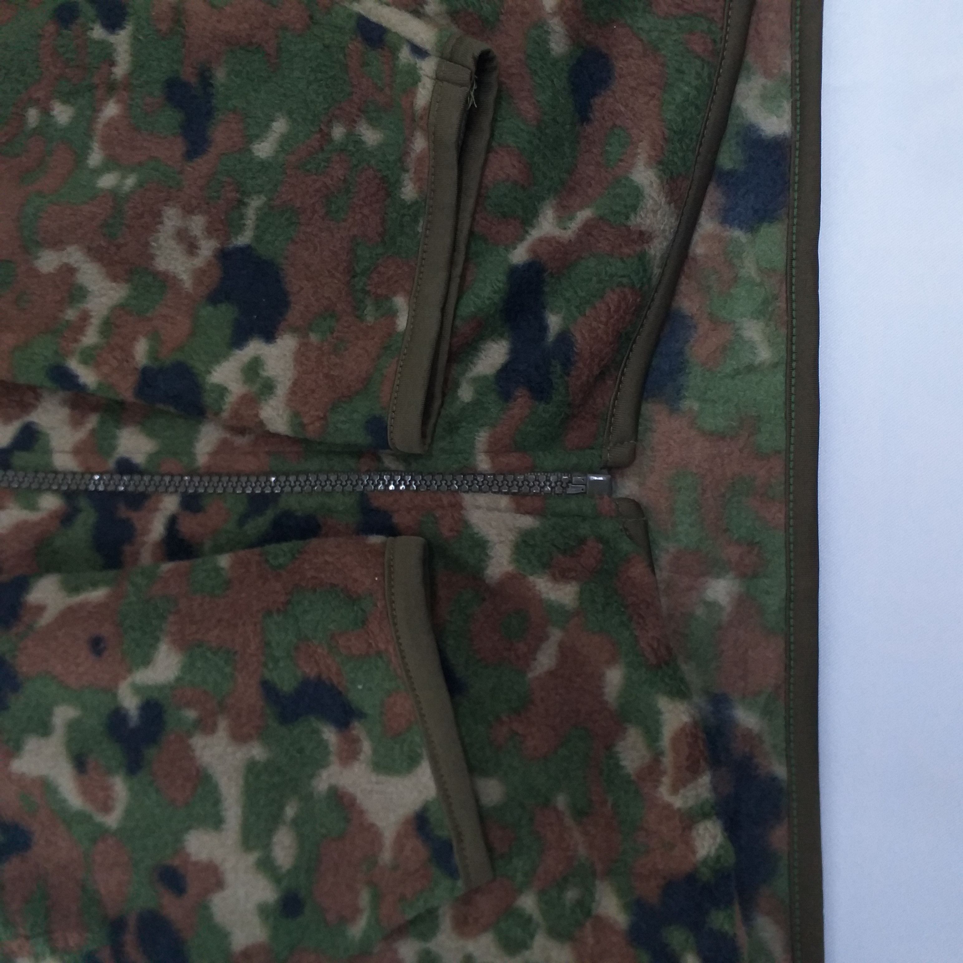 Japanese Brand Camo Fleece Jacket -J012 Size US L / EU 52-54 / 3 - 8 Thumbnail